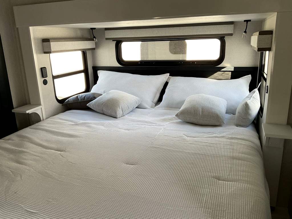 2026 JAYCO PINNACLE 39 FLOK - Image 19