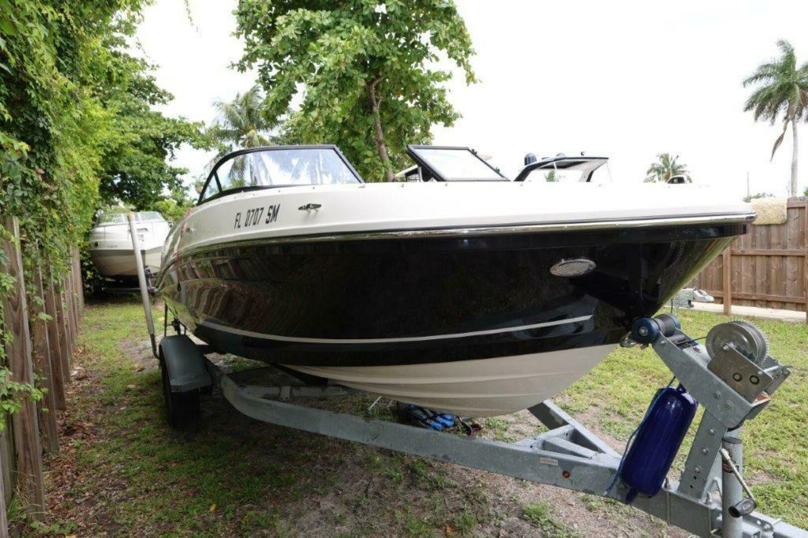 2019 Bayliner VR5 Bowrider OB - Image 20