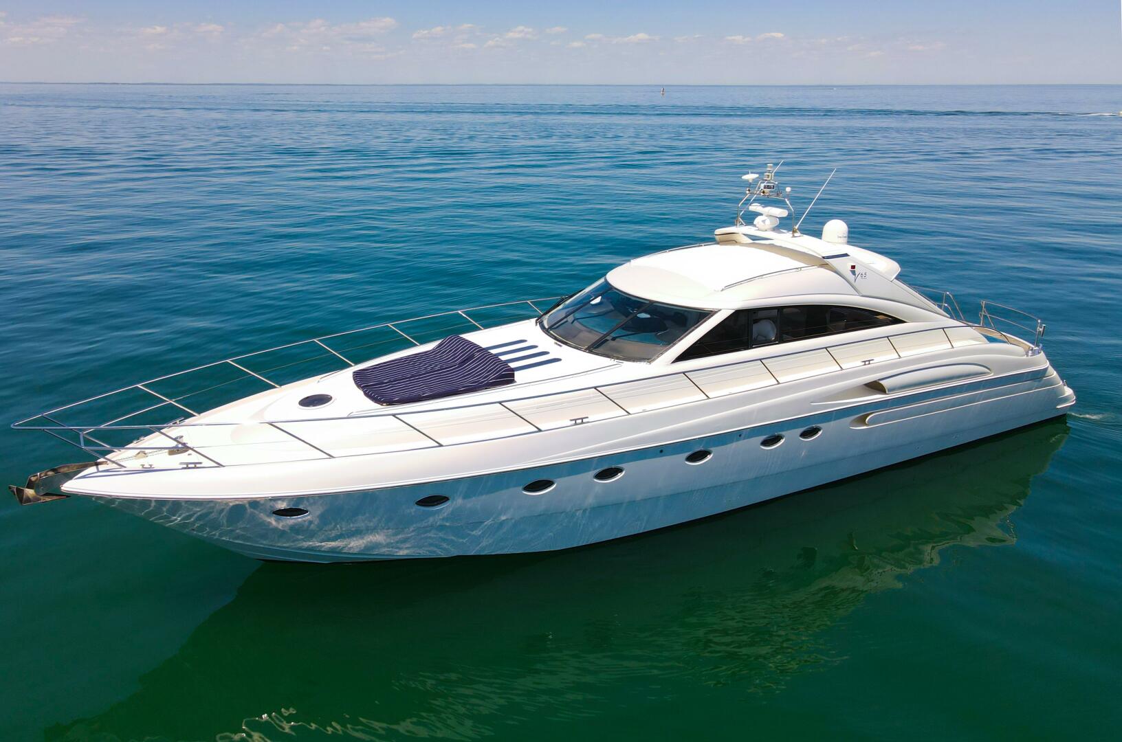 2002 Princess V65 - Image 2