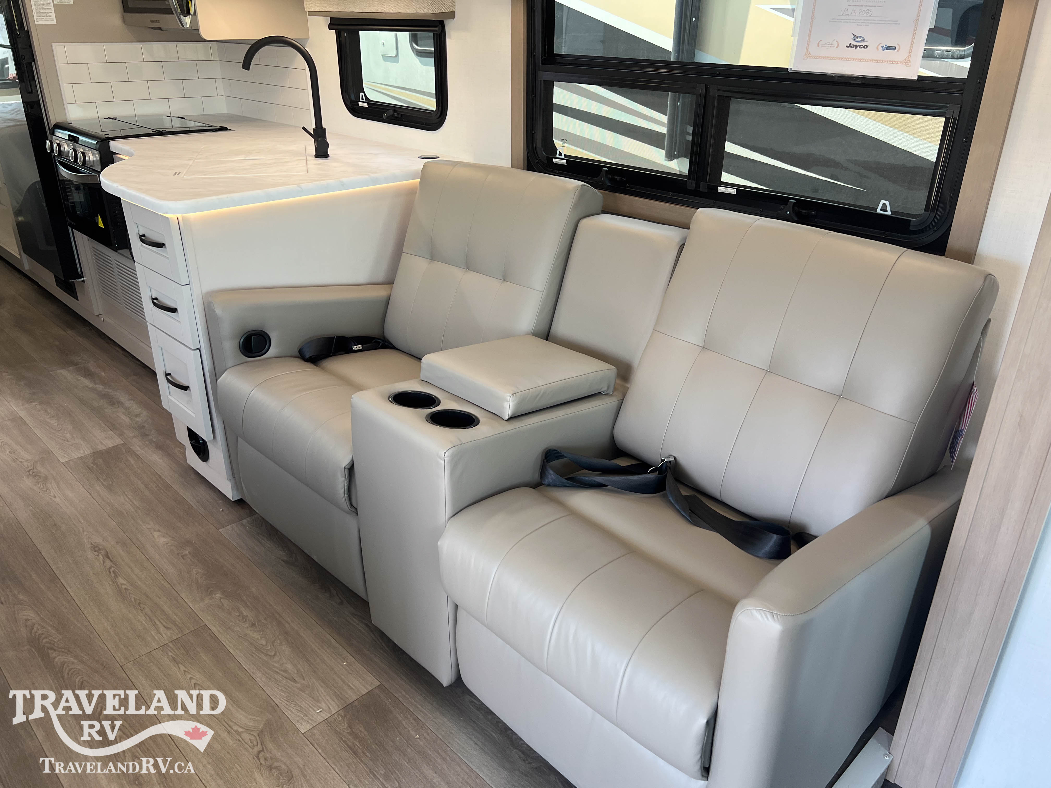 2027 Entegra Coach Vision 29S - Image 15