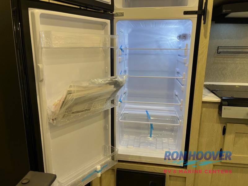 2026 COACHMEN 5260BH - Image 11