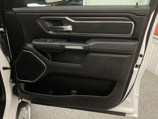 2025 Ram 1500 Laramie 4x4 Crew Cab 5'7" Box - Image 25