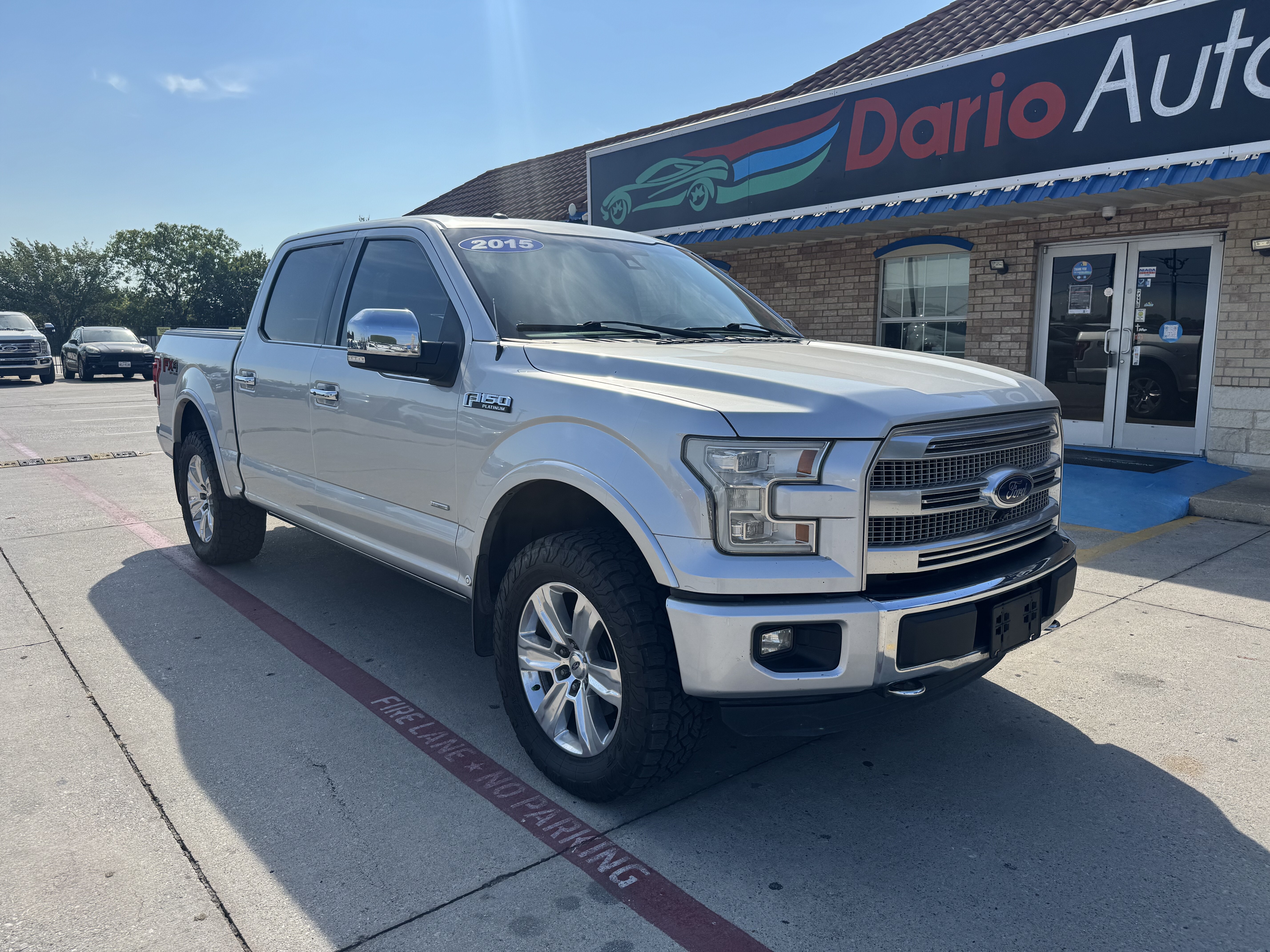 2015 Ford F150 Pickup Crew Cab Platinum 4WD - Image 5