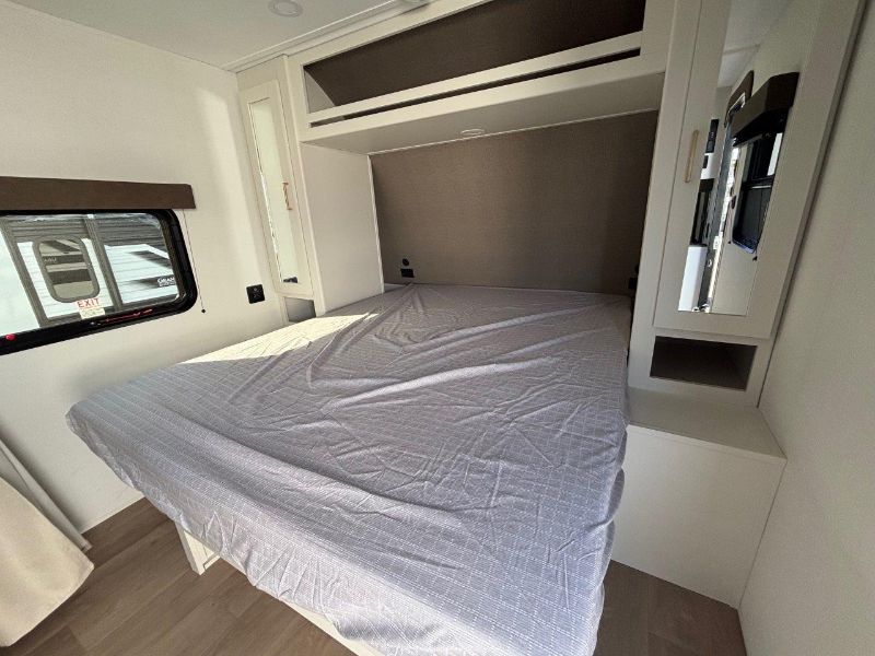 2026 Grand Design Transcend XPLOR 19BHX - Image 4