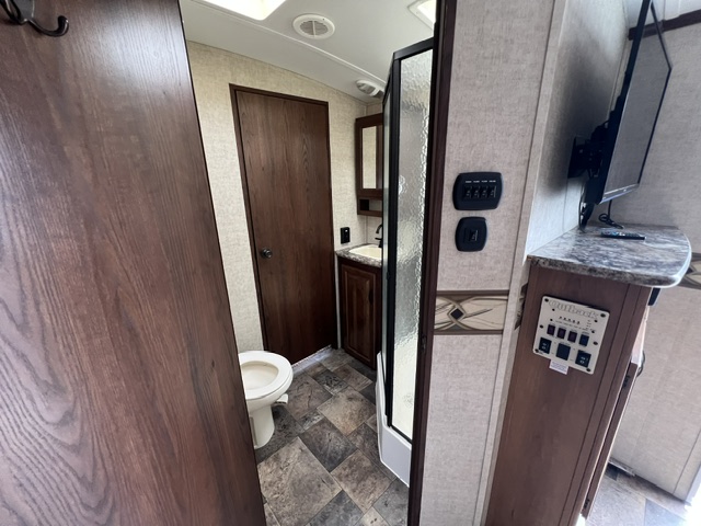 2014 Keystone Outback 323BH - Image 21