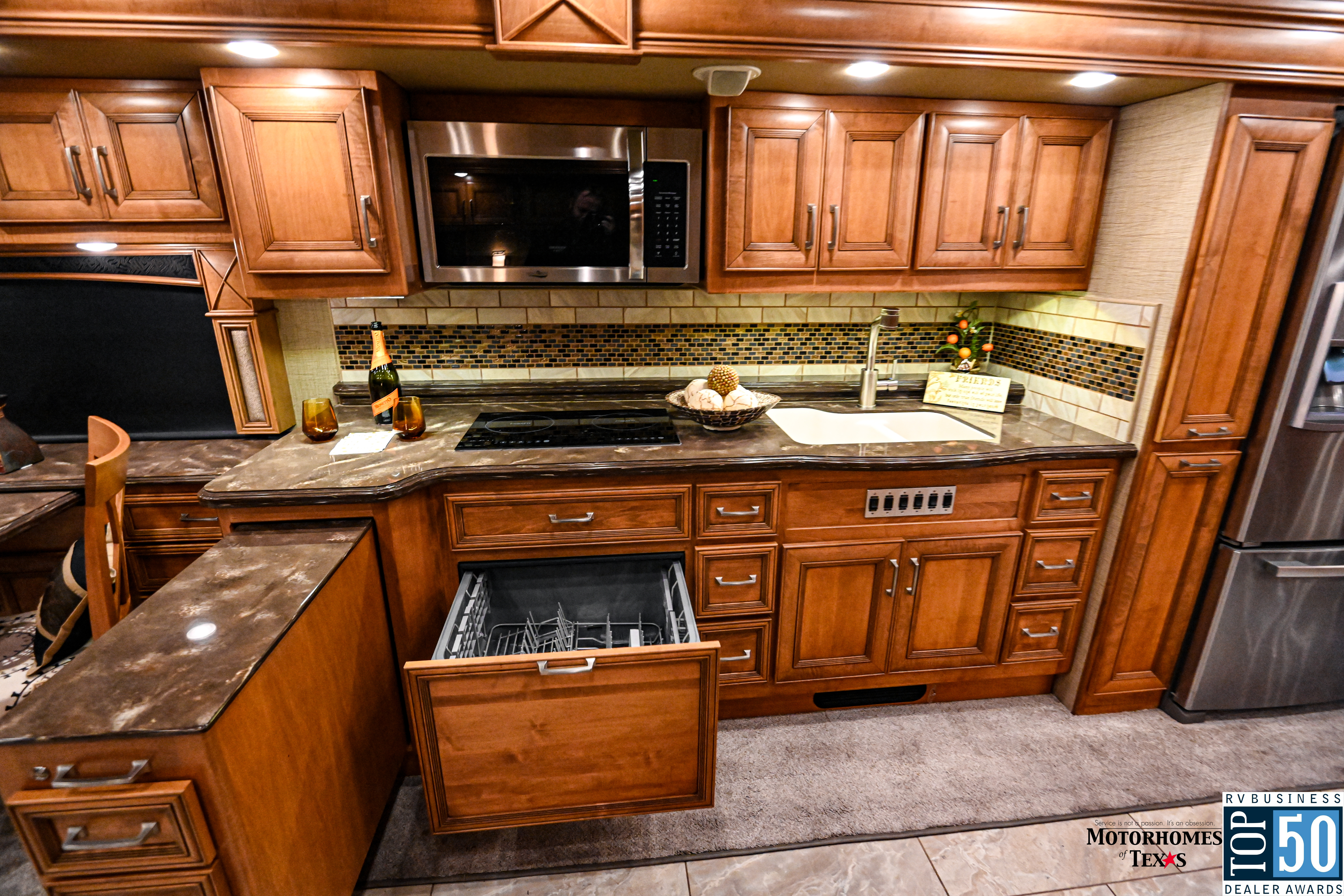 2015 American Revolution M39A - interior 7