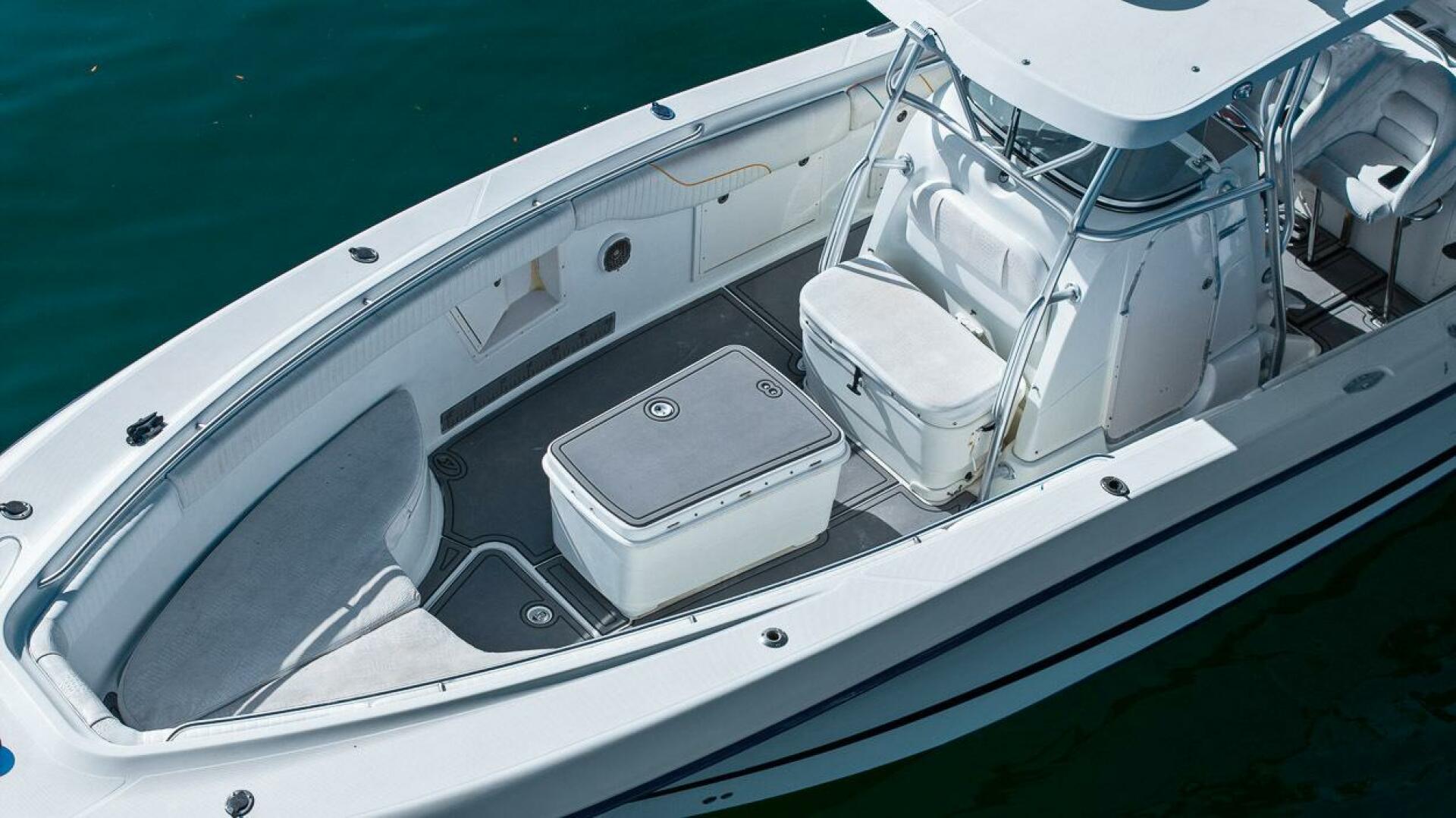 2004 Hydra-Sports Vector 3300 CC - Image 29