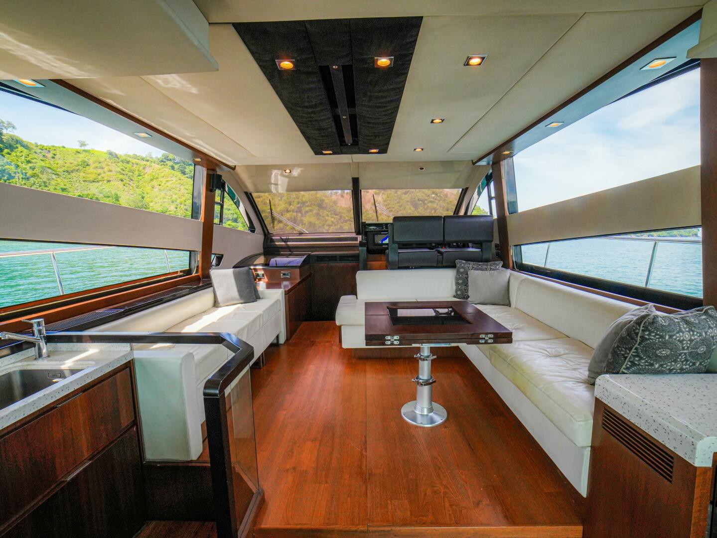 2014 Fairline 50 - Image 19