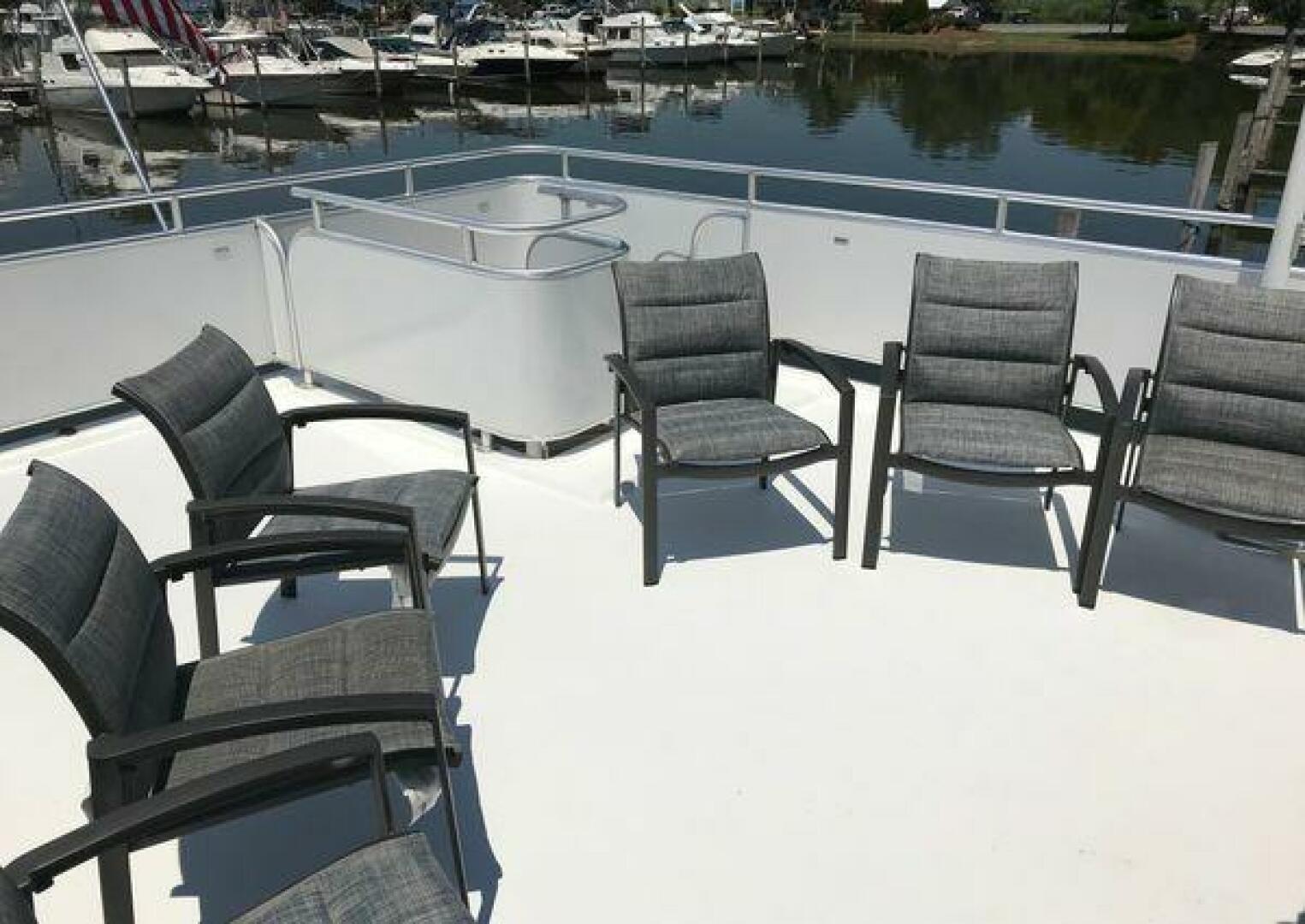 2017 Sumerset Houseboat - Image 7