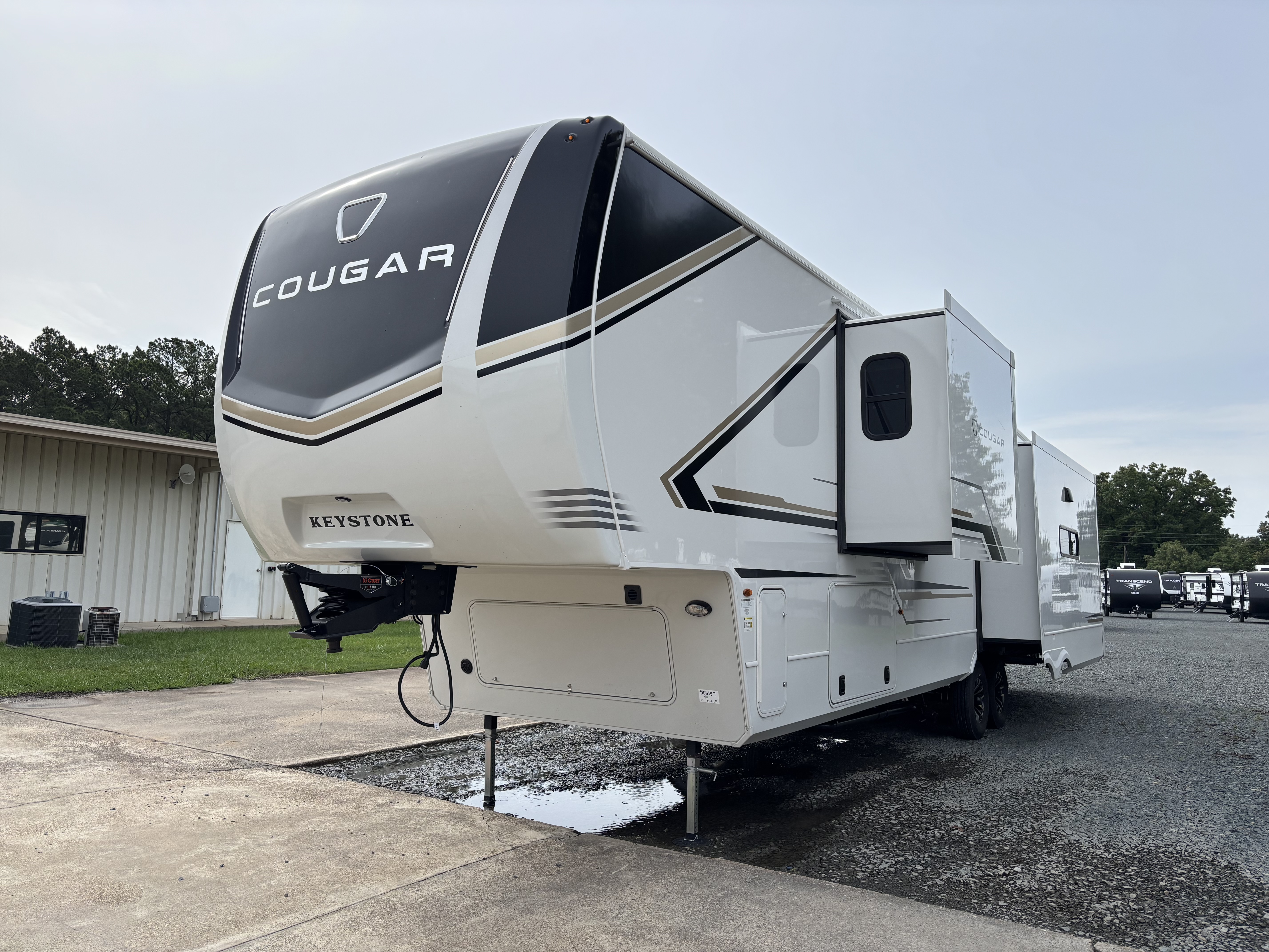 2026 Keystone Cougar 355FBS - Image 5