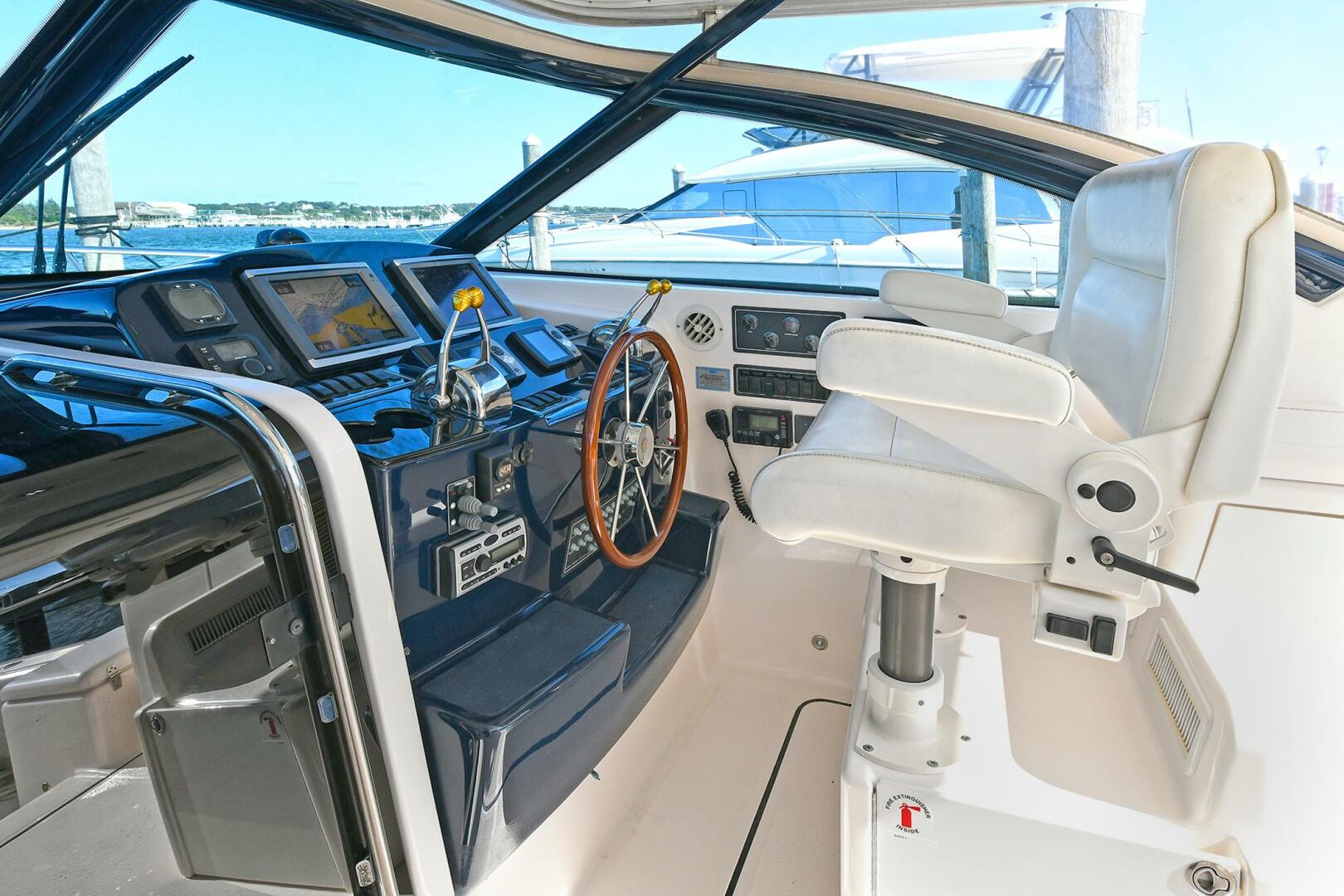 2008 Tiara Yachts 4200 Open - Image 22
