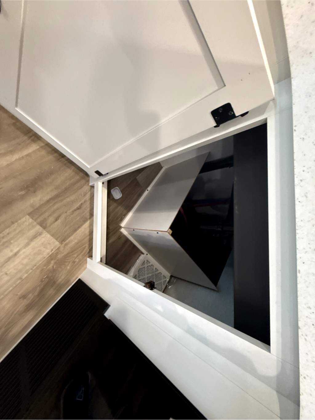 2025 VENTURE RV SPORTTREK 292VRB - Image 18