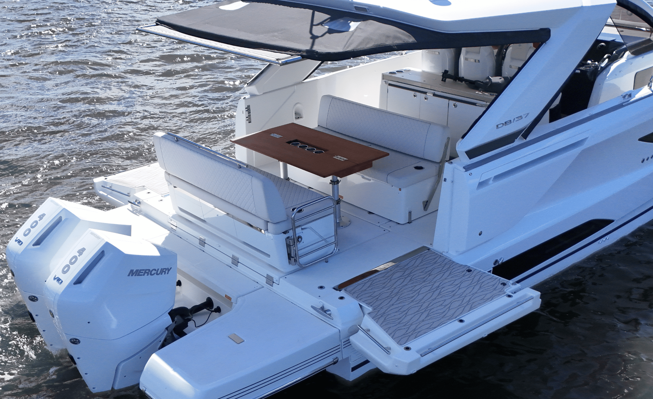 2025 JEANNEAU DB 37 - Image 15