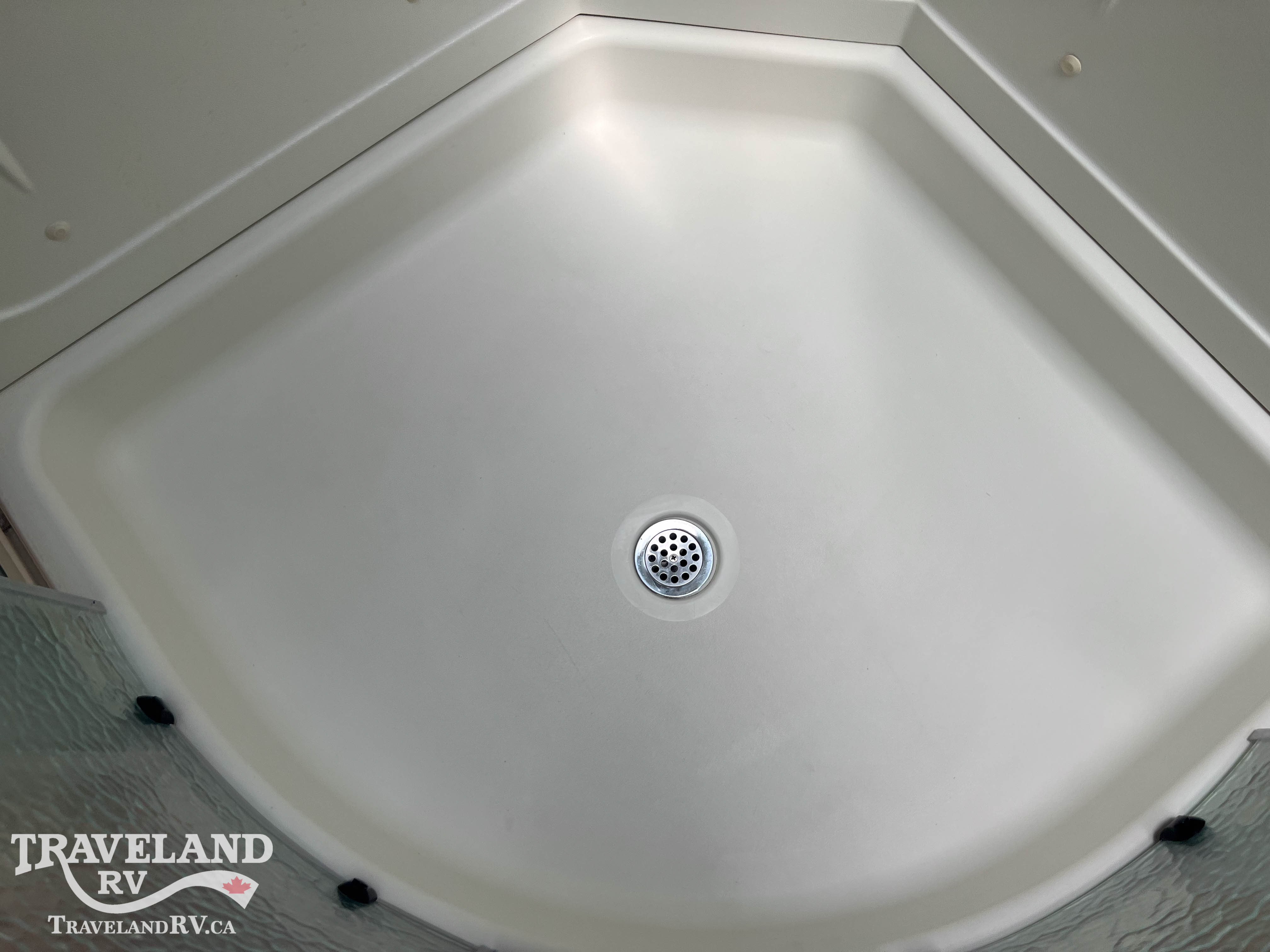 2017 WINNEBAGO MINNIE 24RKS - Image 25