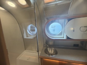 2027 AIRSTREAM FRANK LLOYD WRIGHT 28RBT - Image 20
