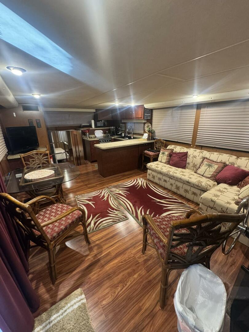 2006 Gibson 5500 Series - Image 26