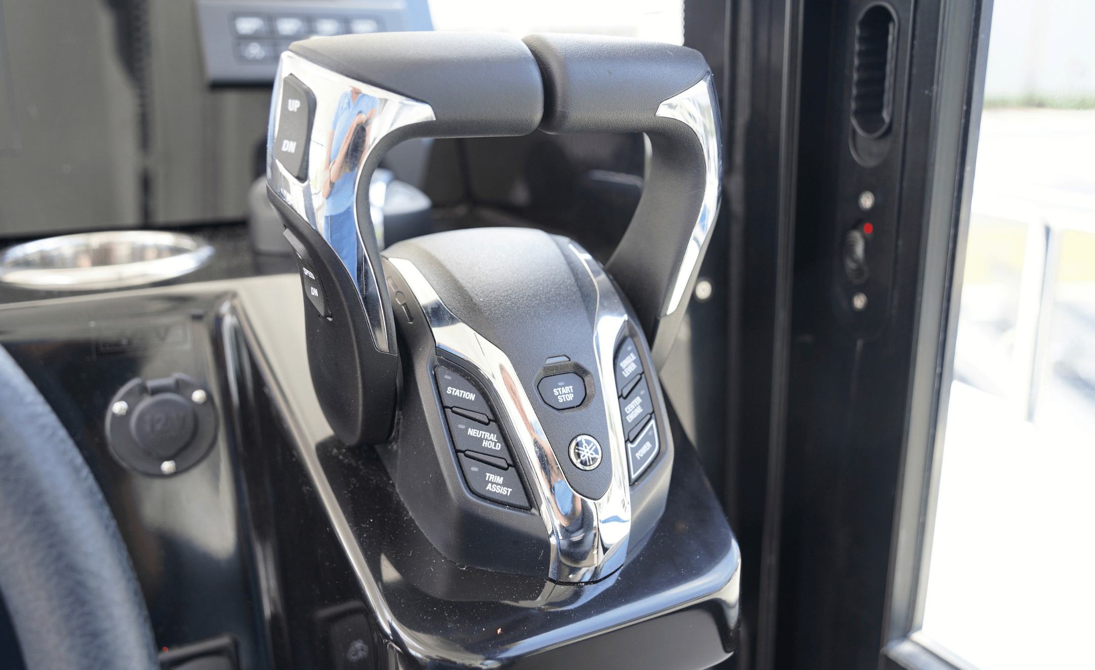 2025 JEANNEAU NC 895 SPORT S2 - Image 32