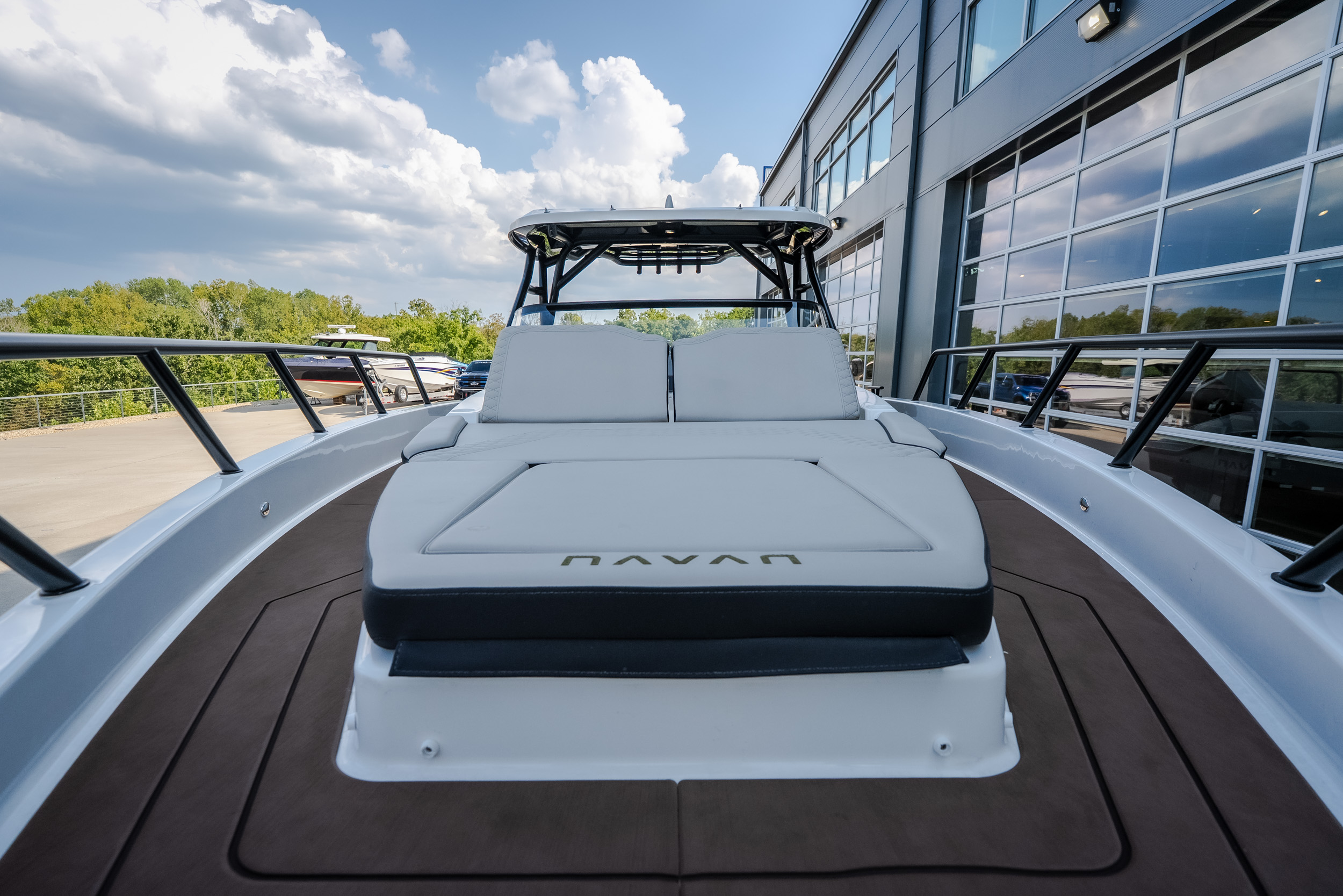 2025 Navan S30 - Image 41