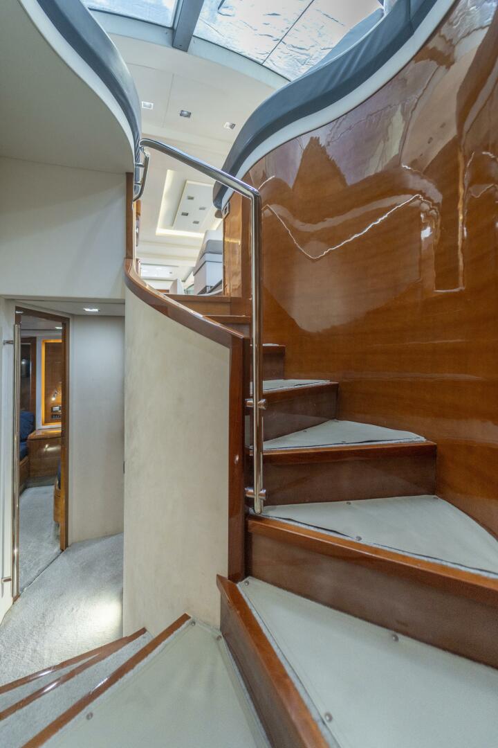 2008 Azimut 75 - Image 104