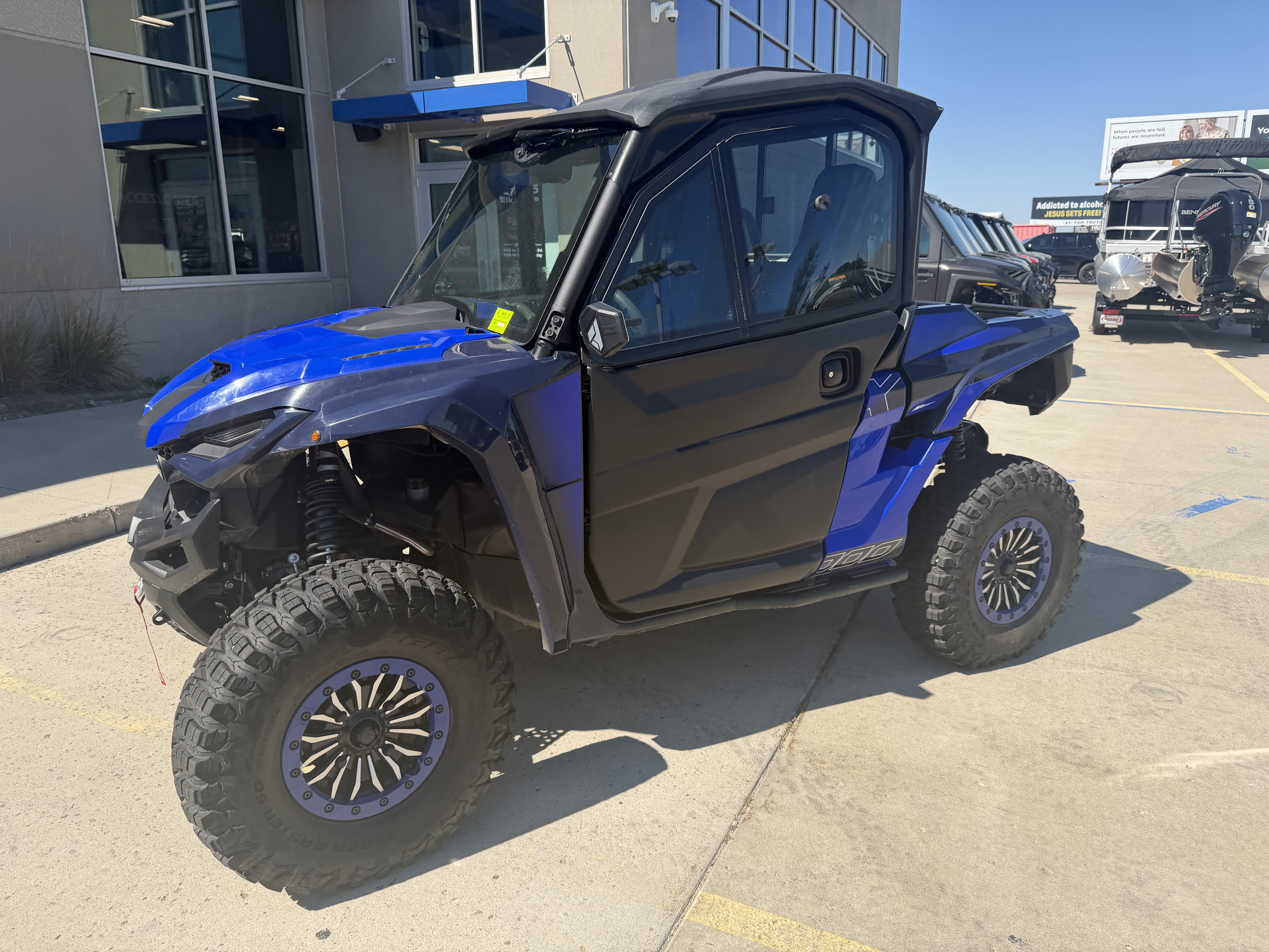 2022 Yamaha Wolverine RMAX2 1000 Sport - Image 3