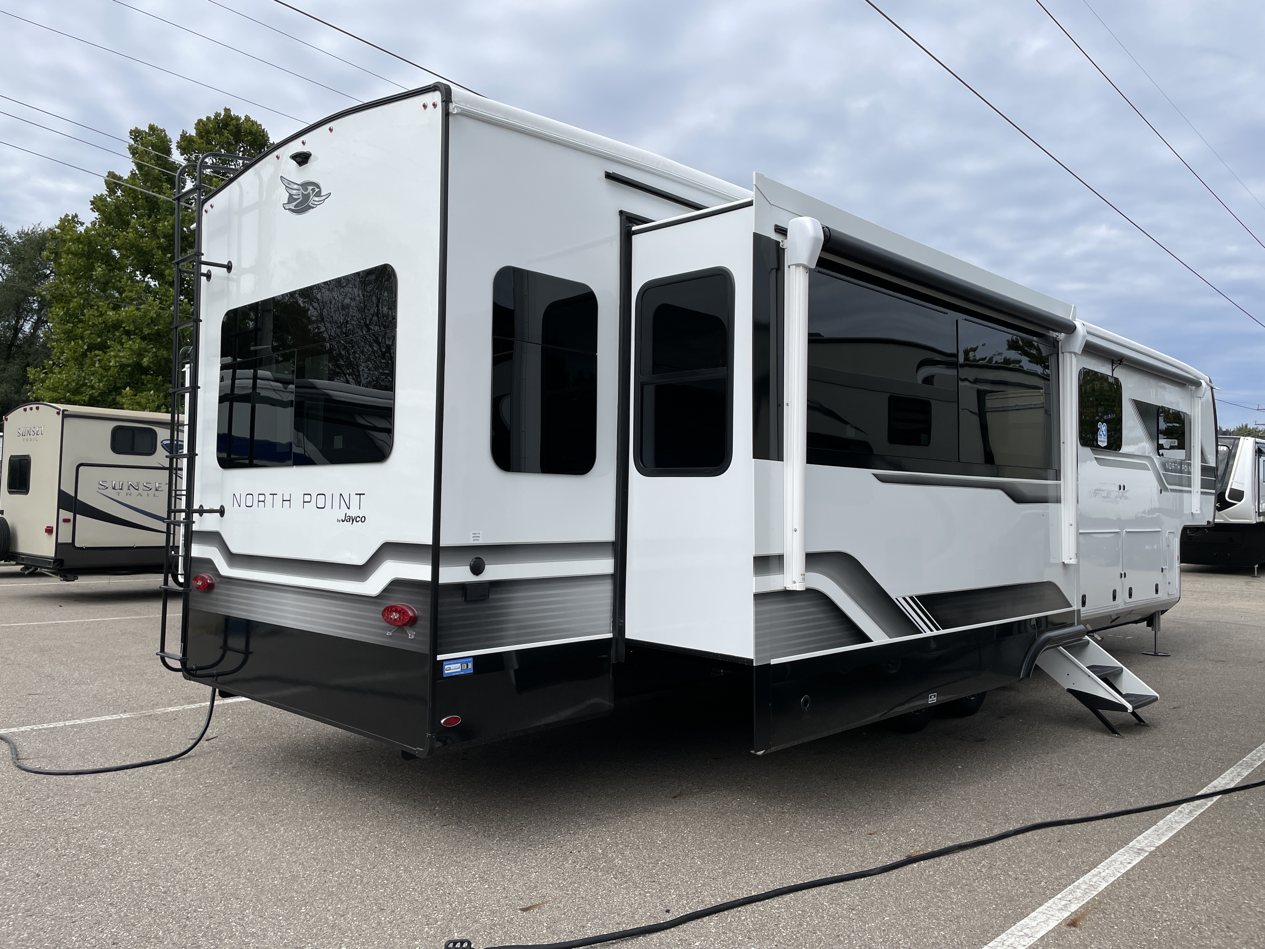 2027 Jayco North Point 361RLBH - Image 2
