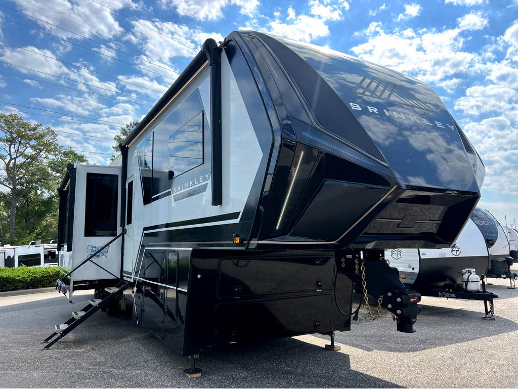2025 BRINKLEY RV MODEL G 3950 - Image 1