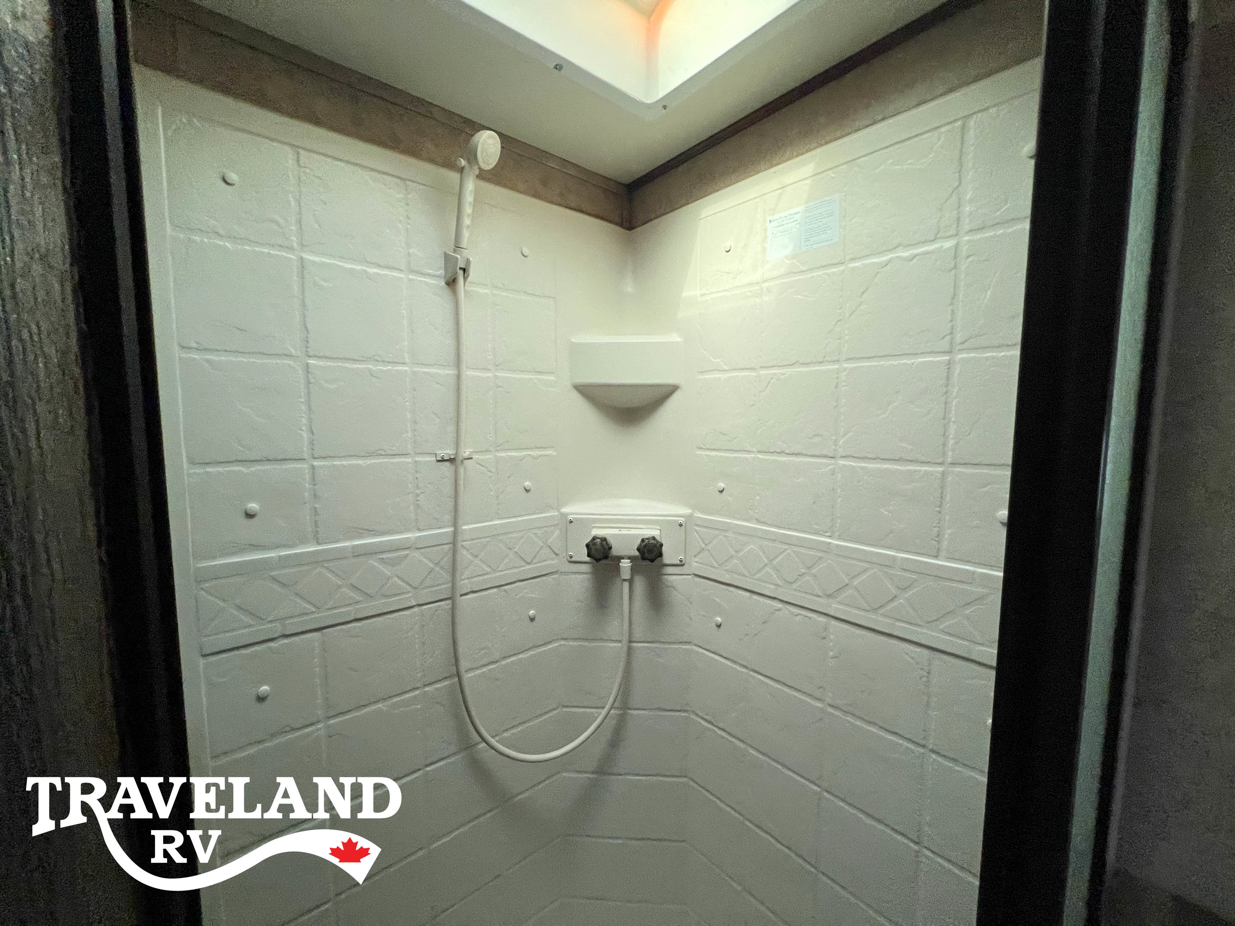 2013 Highland Ridge Open Range Light LF297RLS - Image 18