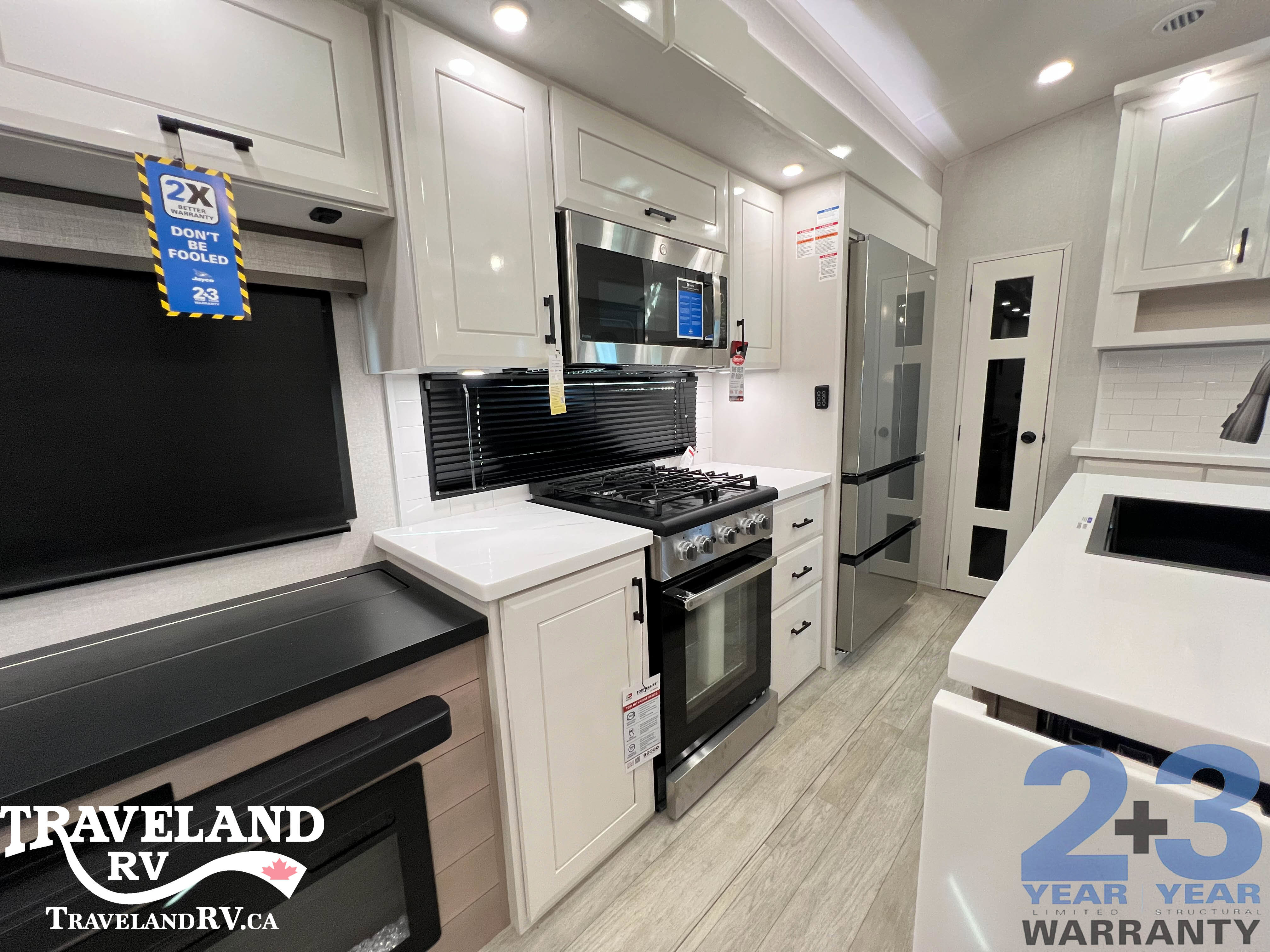 2026 Jayco Pinnacle 32RLTS - Image 22