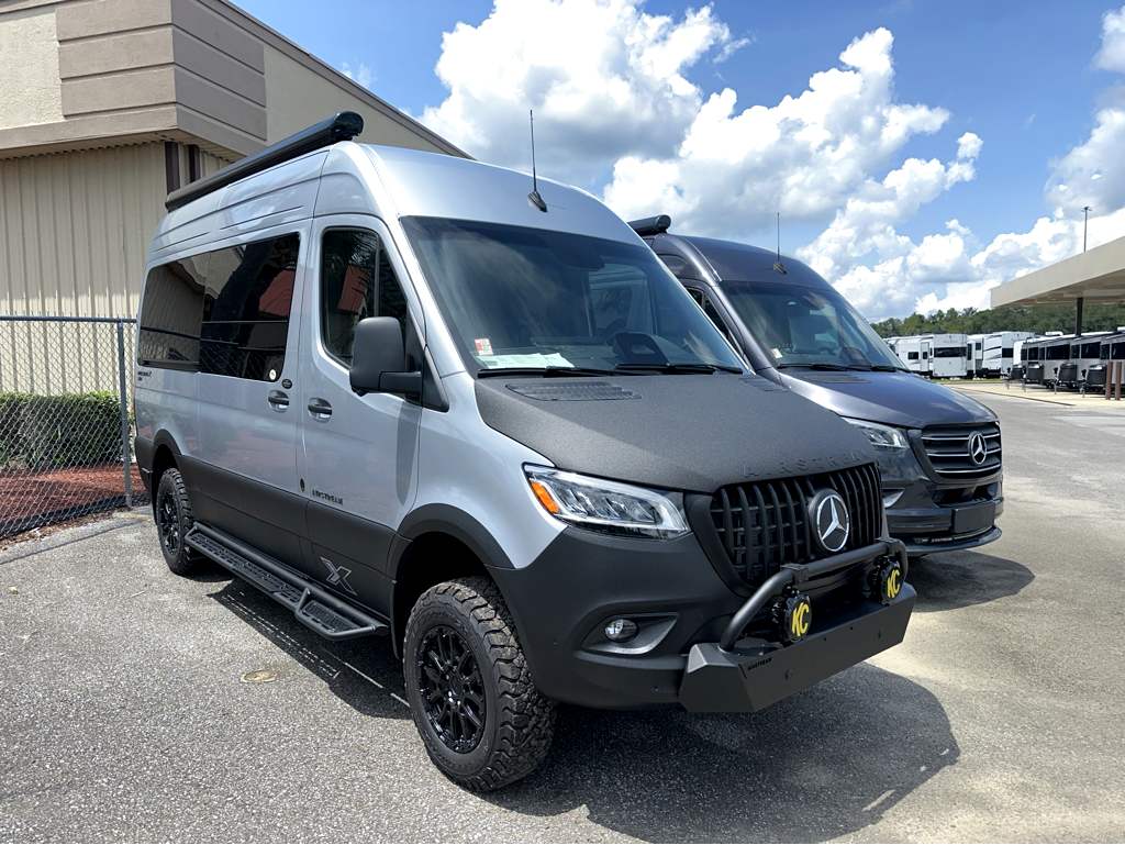 2026 AIRSTREAM INTERSTATE 19X - Image 1