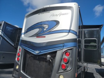 2021 Fleetwood PACE ARROW 36U - Image 4