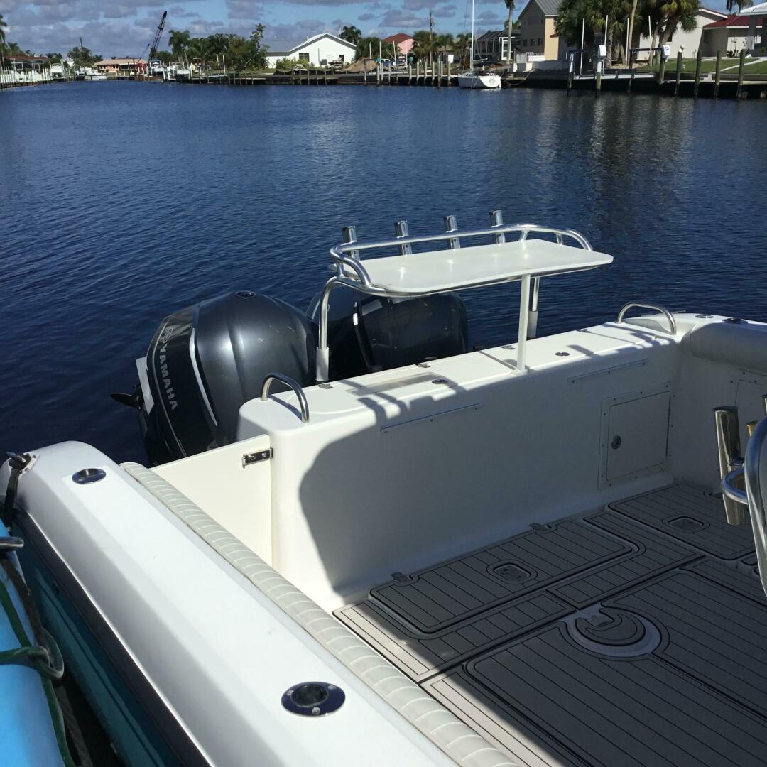 2004 Century 3200 Center Console - Image 5