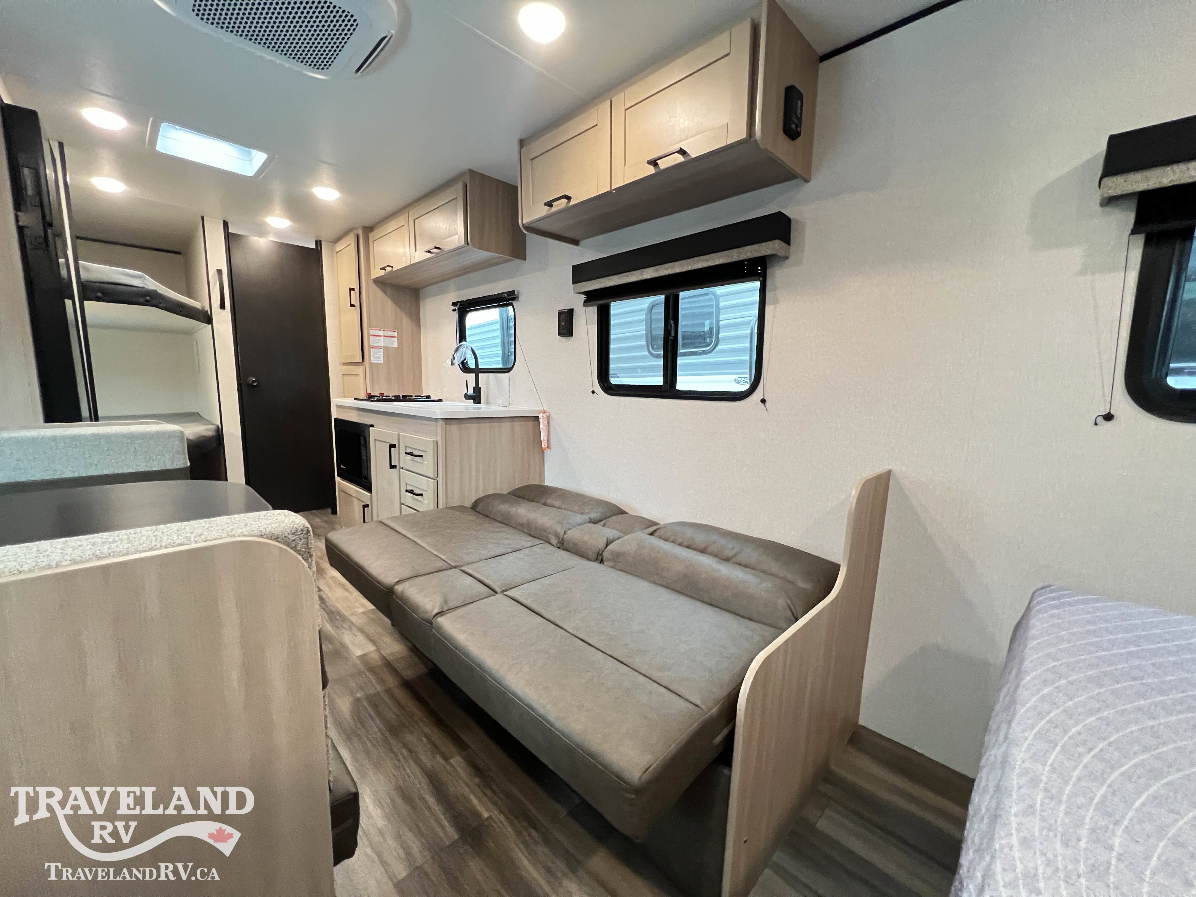 2026 Highland Ridge Colt 25BH - Image 11