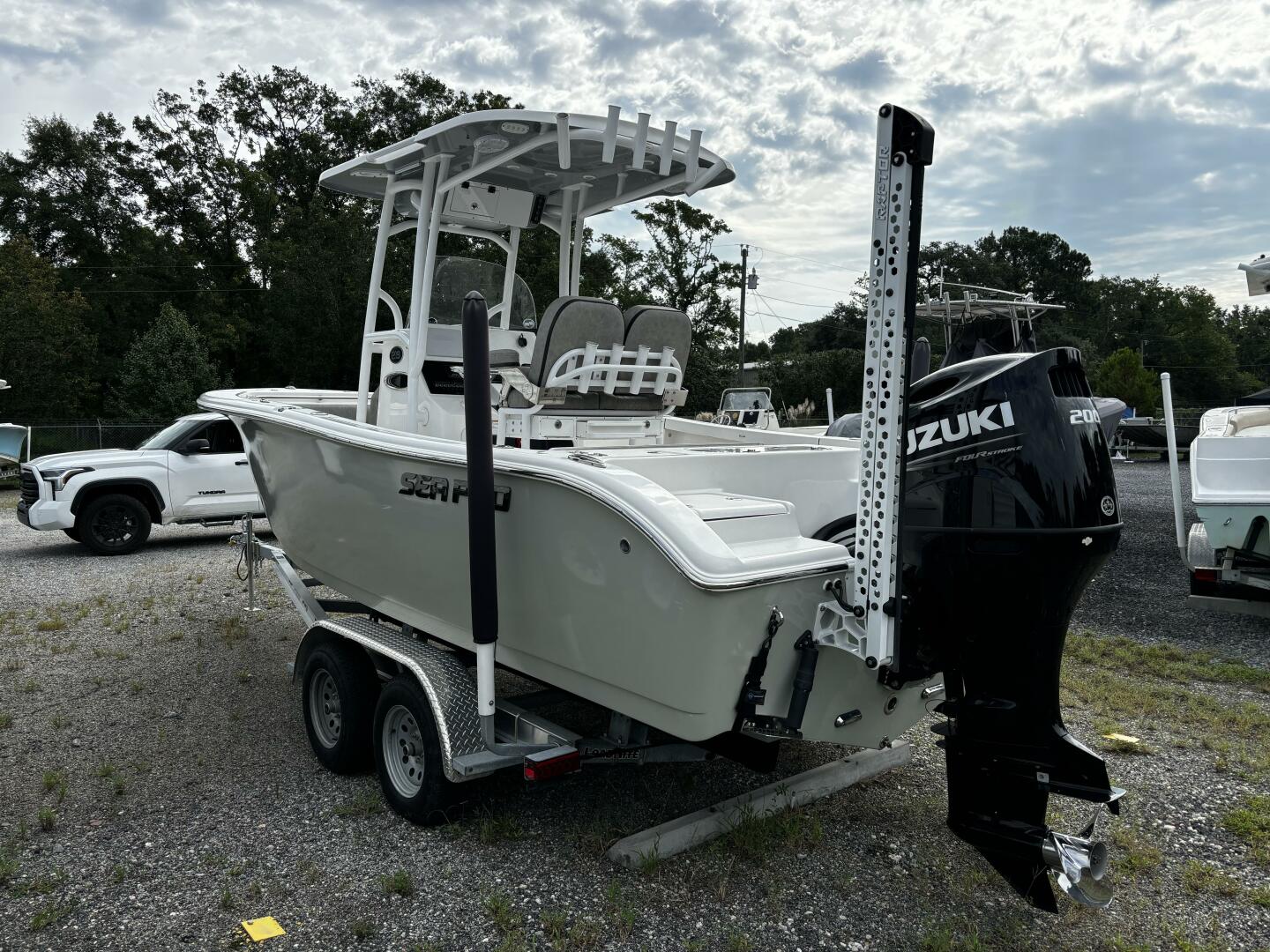 2022 Sea Pro 219 Center Console - Image 3