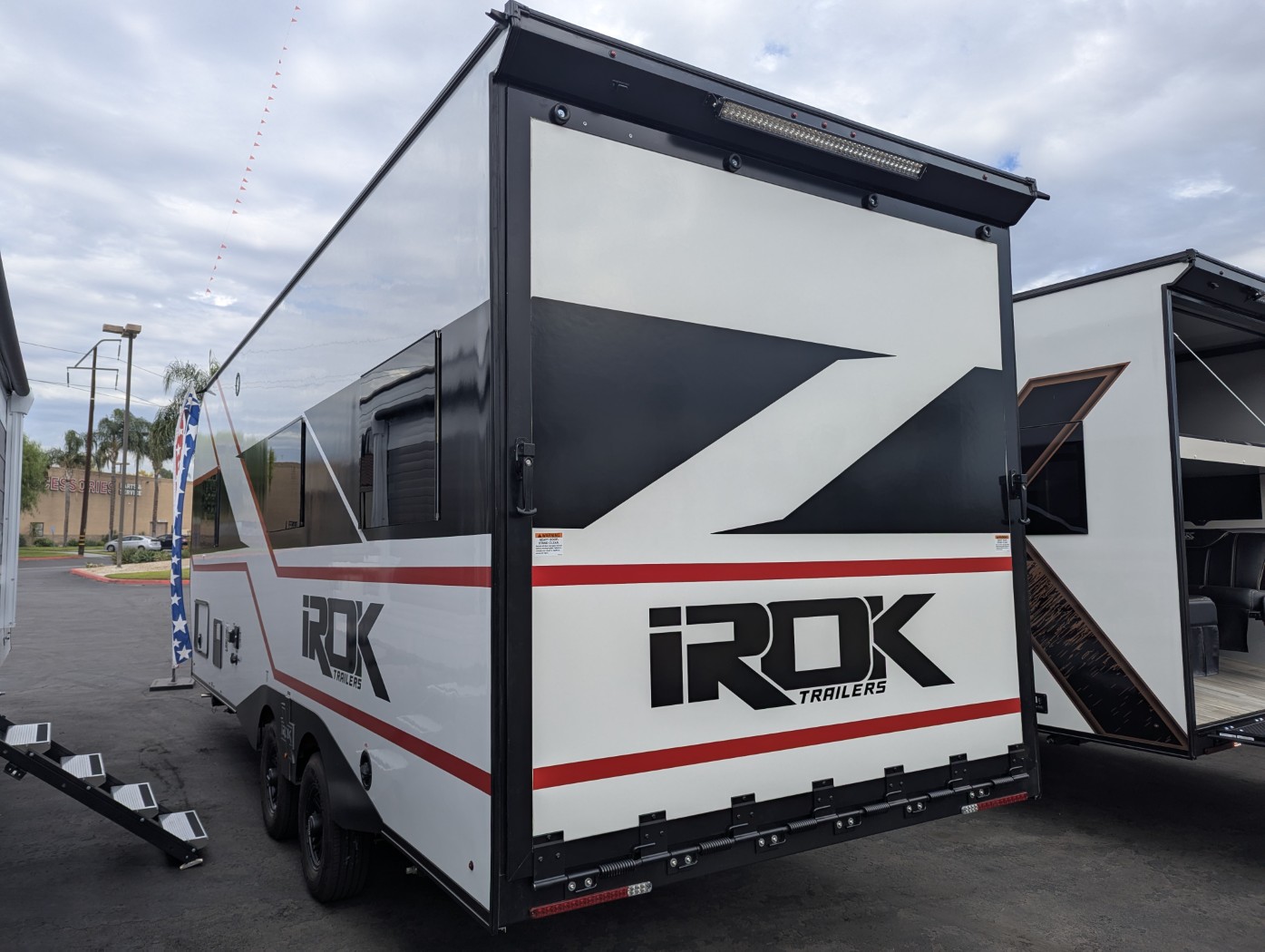2026 IROK Trailers IROK LUXE SS2214 - Image 4