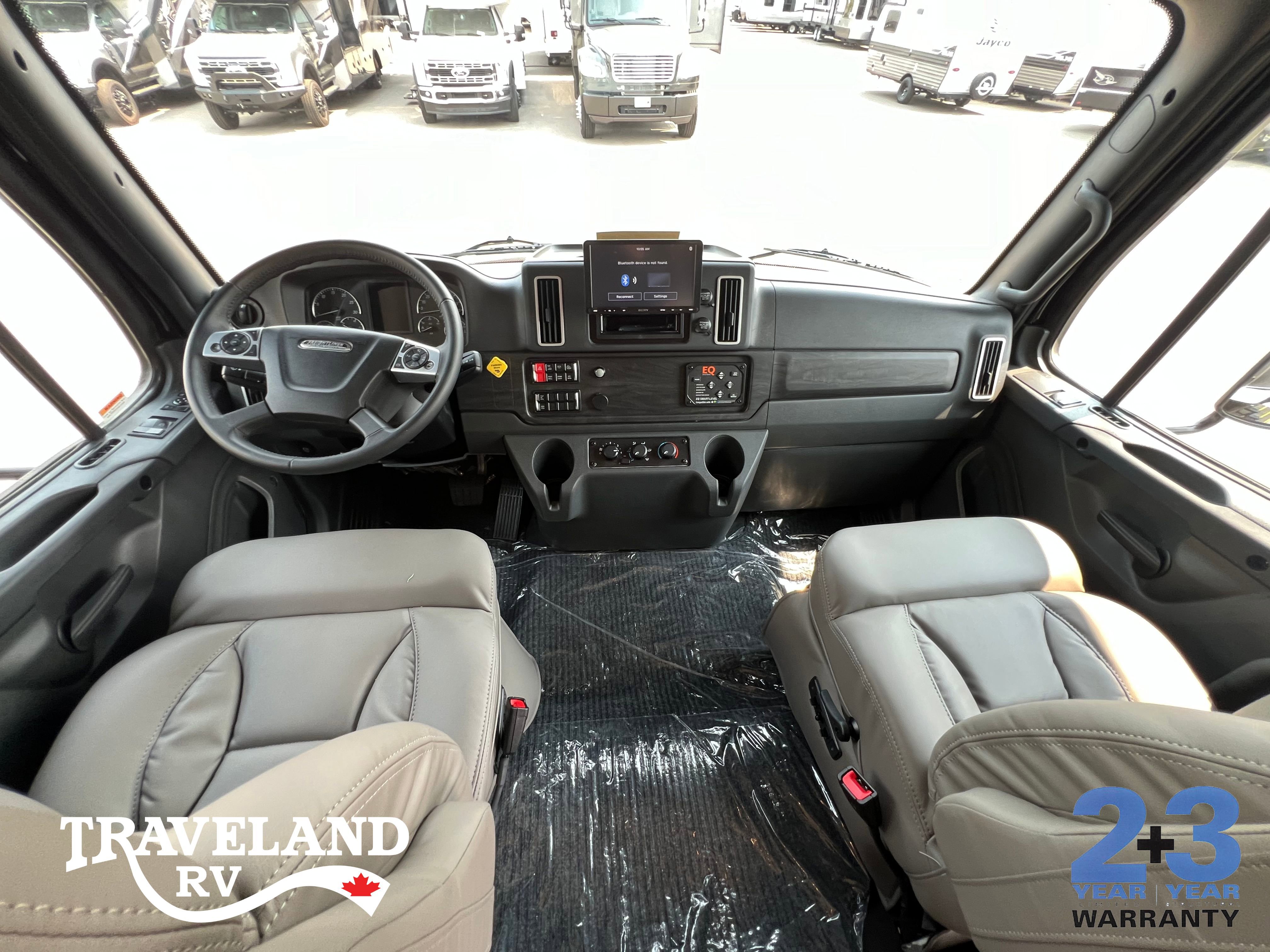 2025 Jayco Seneca Prestige 37K - Image 31