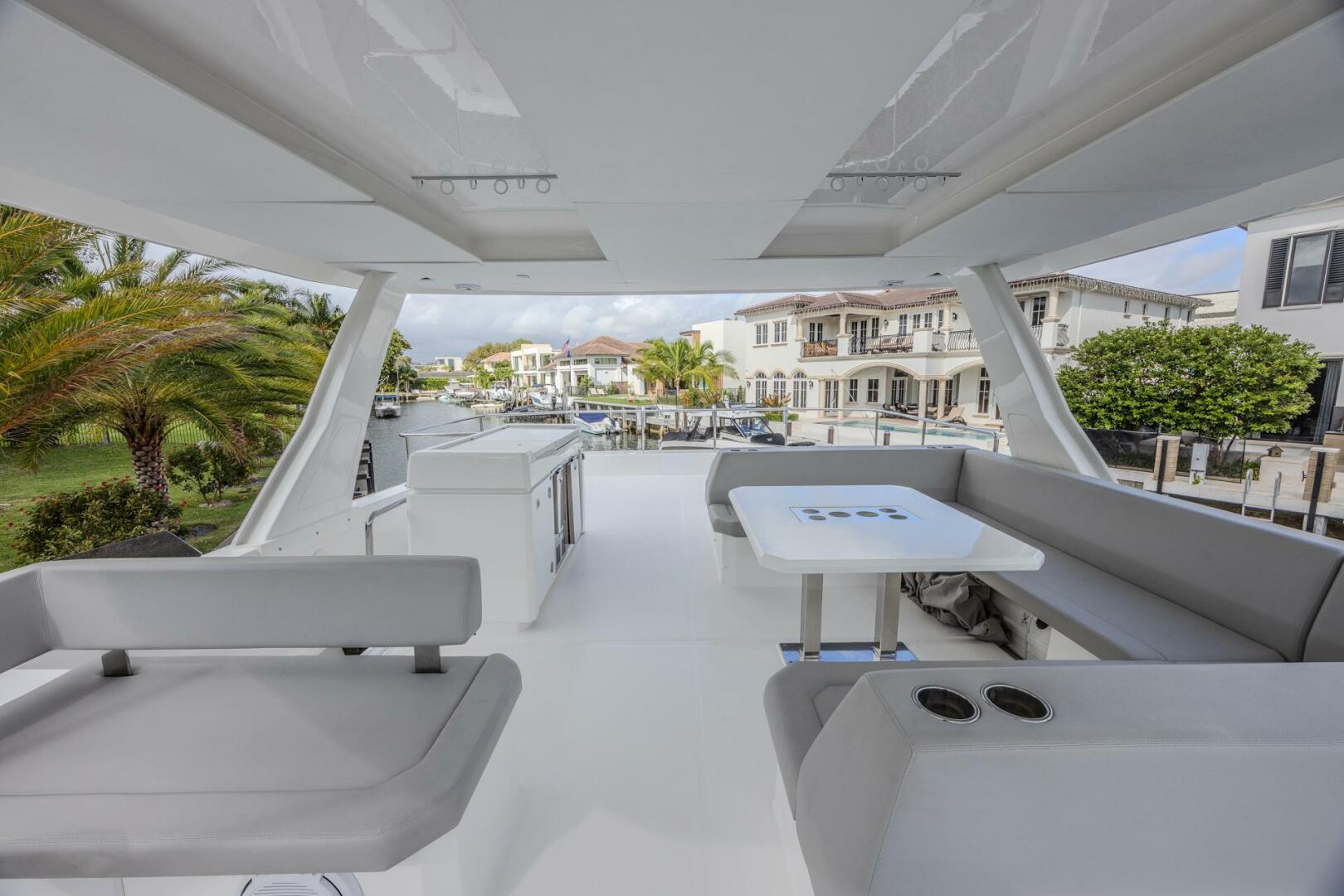 2024 Leopard 53 Powercat - Image 27