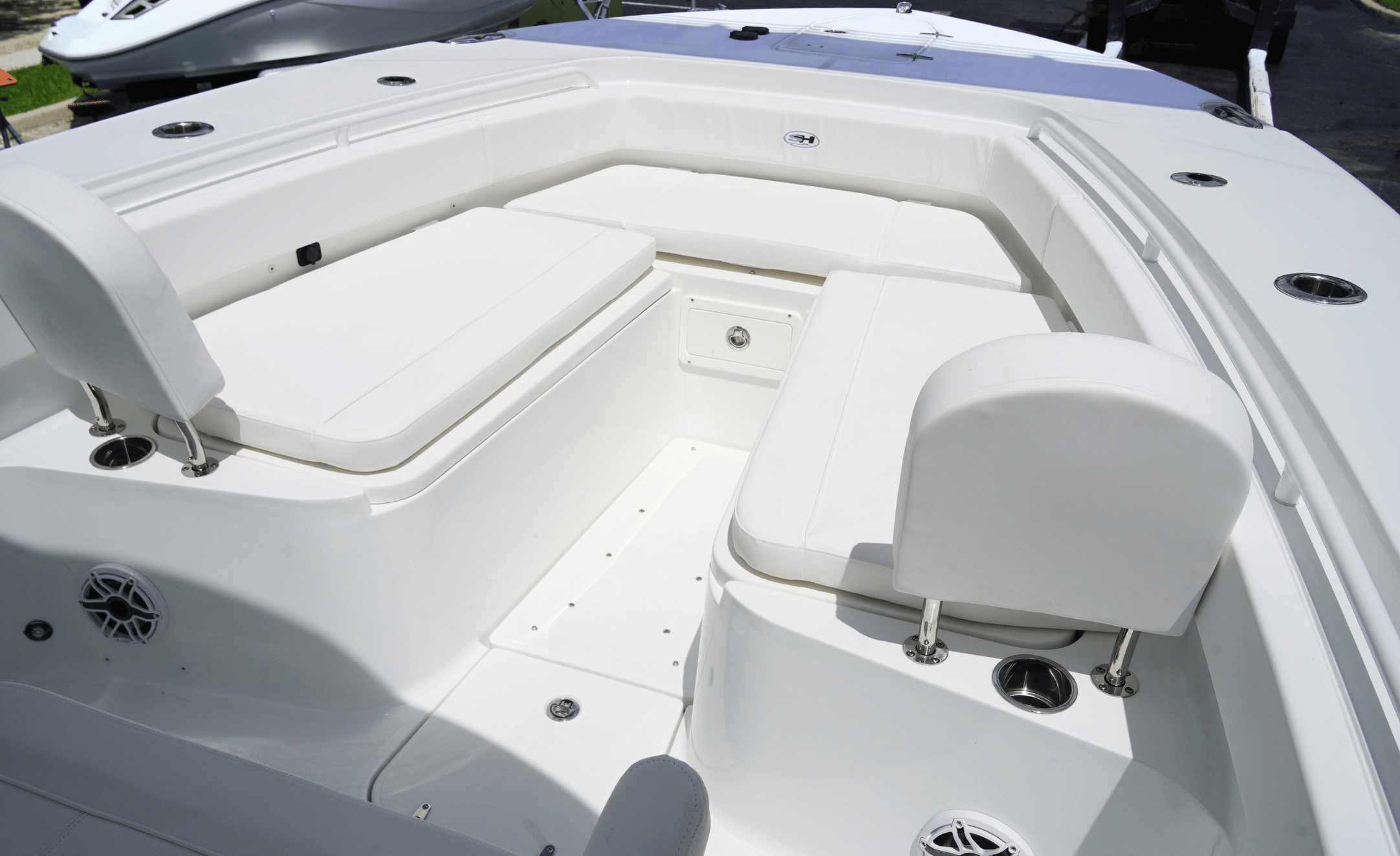 2027 SEA HUNT ULTRA 305SE - Image 64