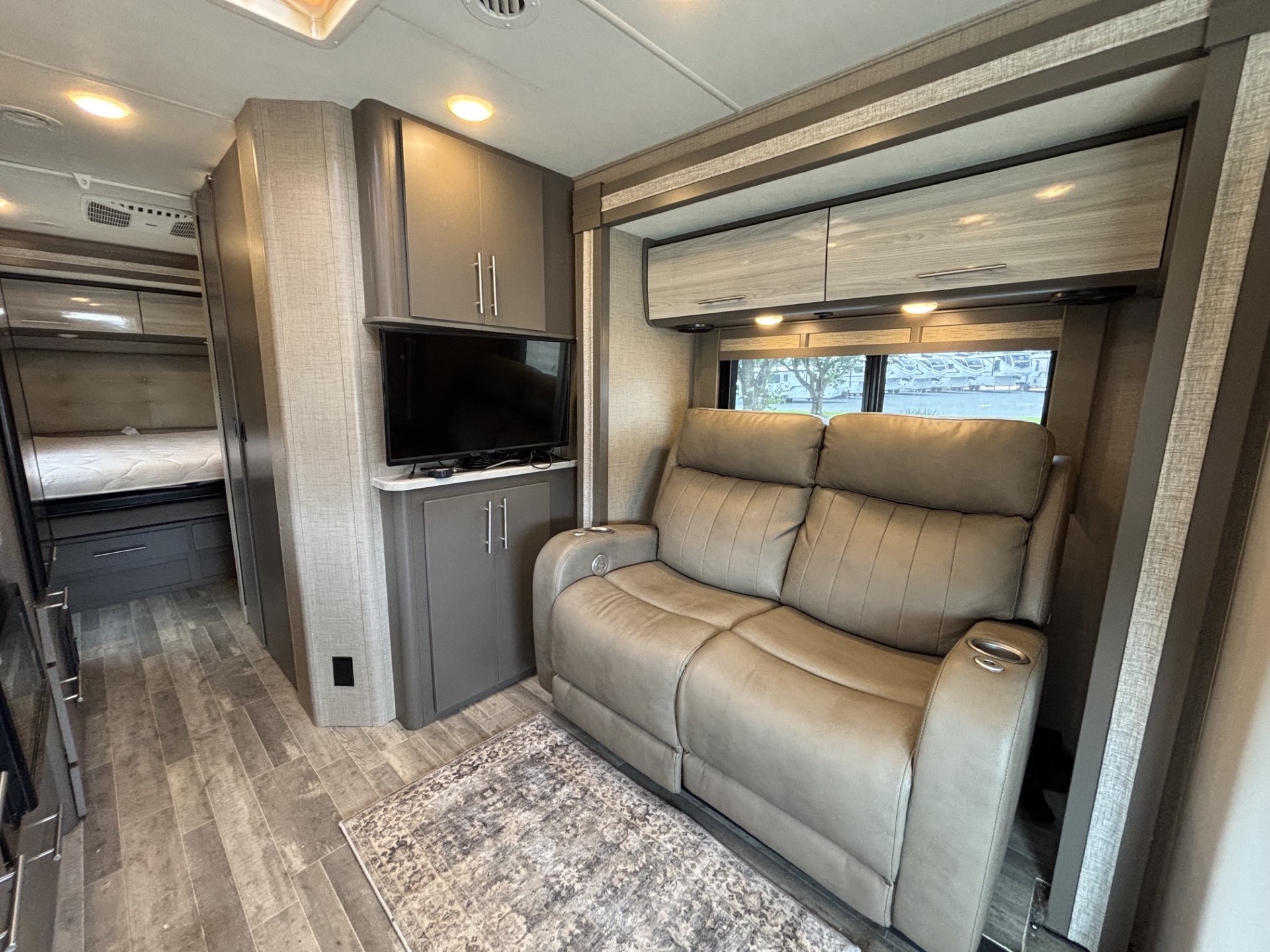 2018 Thor Motor Coach Compass 24TX - Image 12