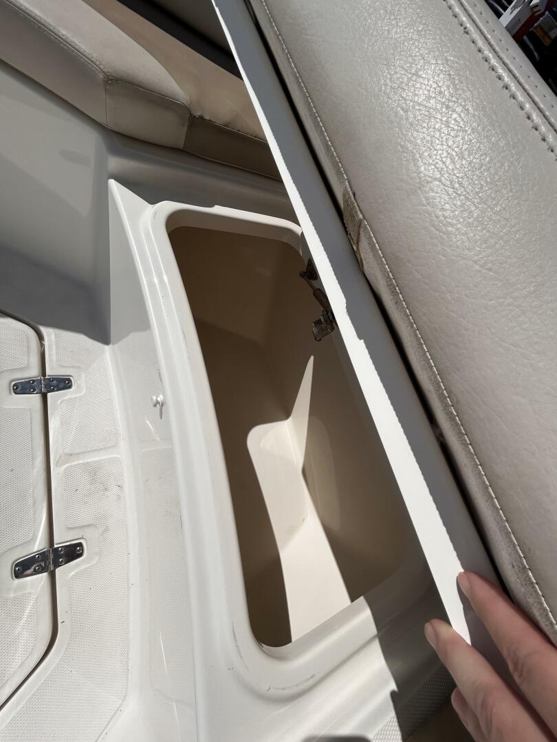 2017 Boston Whaler 330 Outrage - Image 20