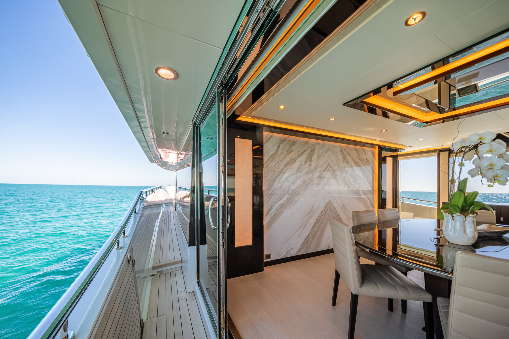 2022 Ocean Alexander 37L - Image 26