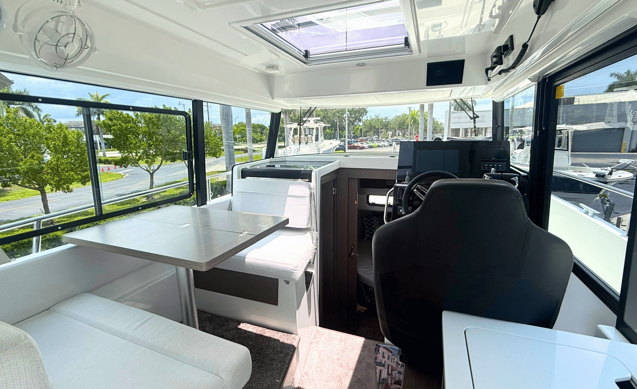 2025 JEANNEAU NC 895 SPORT S2 - Image 24