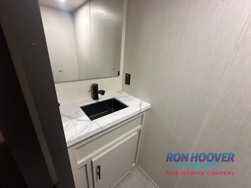 2026 FOREST RIVER 38BNB - Image 37