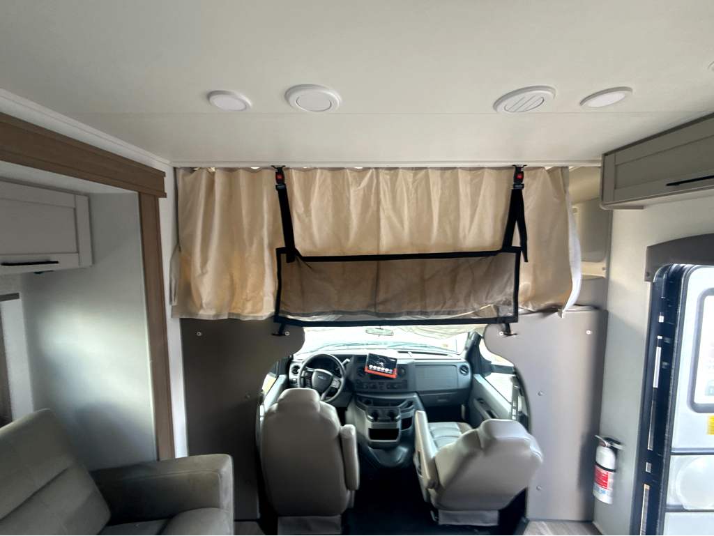 2027 ENTEGRA COACH ODYSSEY 29V - Image 33