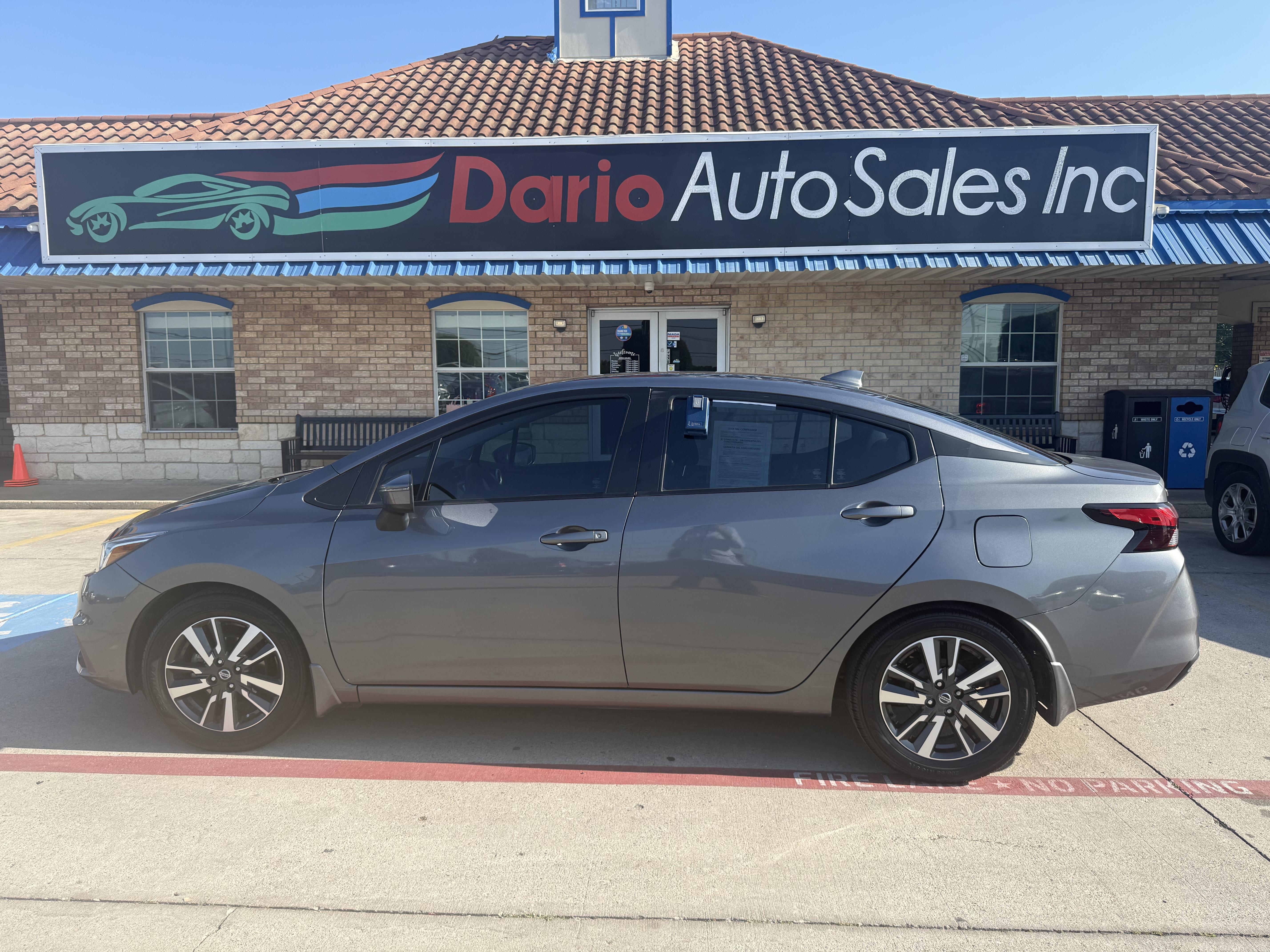 2020 Nissan VERSA Sedan 4D SV I4 - Image 17