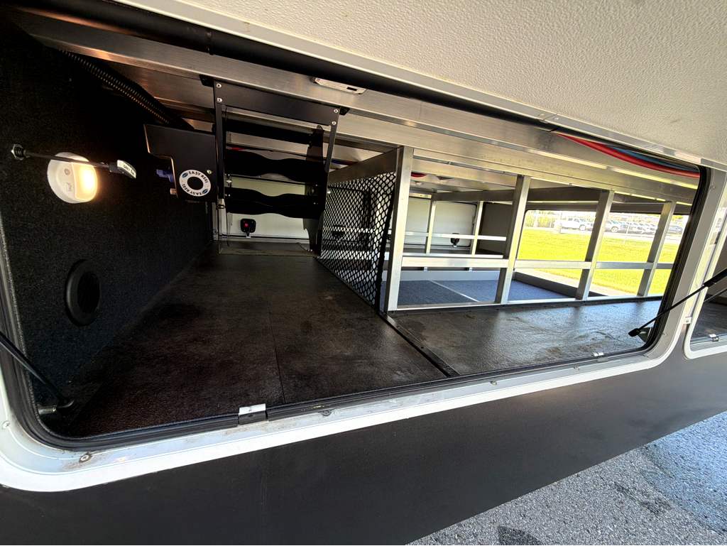 2022 GRAND DESIGN SOLITUDE 390RK - Image 9