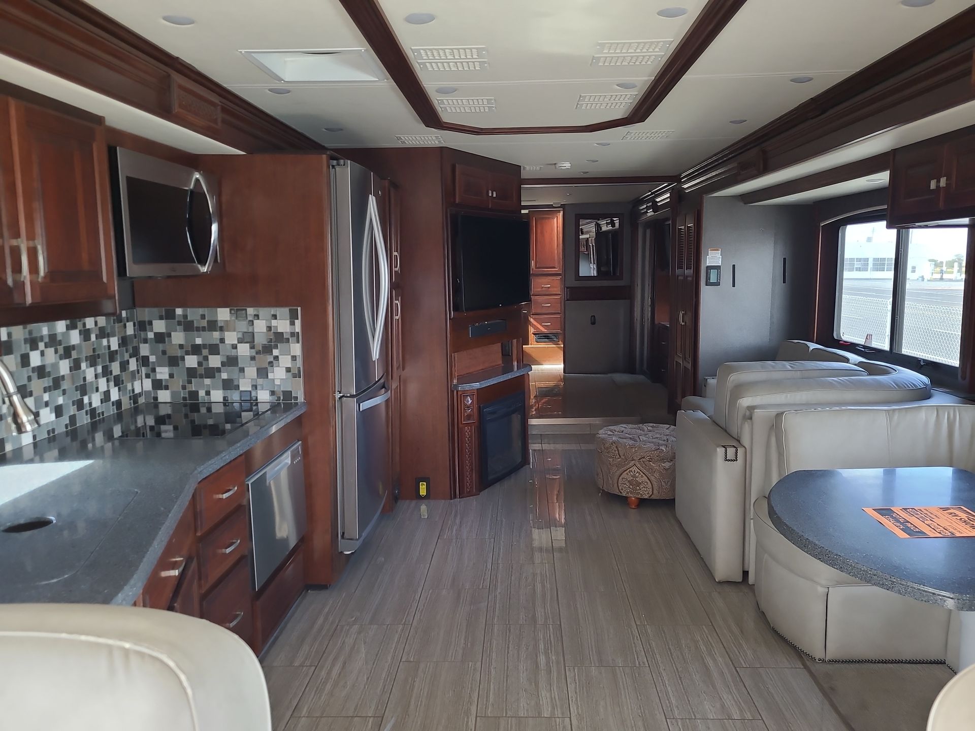 2017 Holiday Rambler Endeavor XE 38K - Image 15