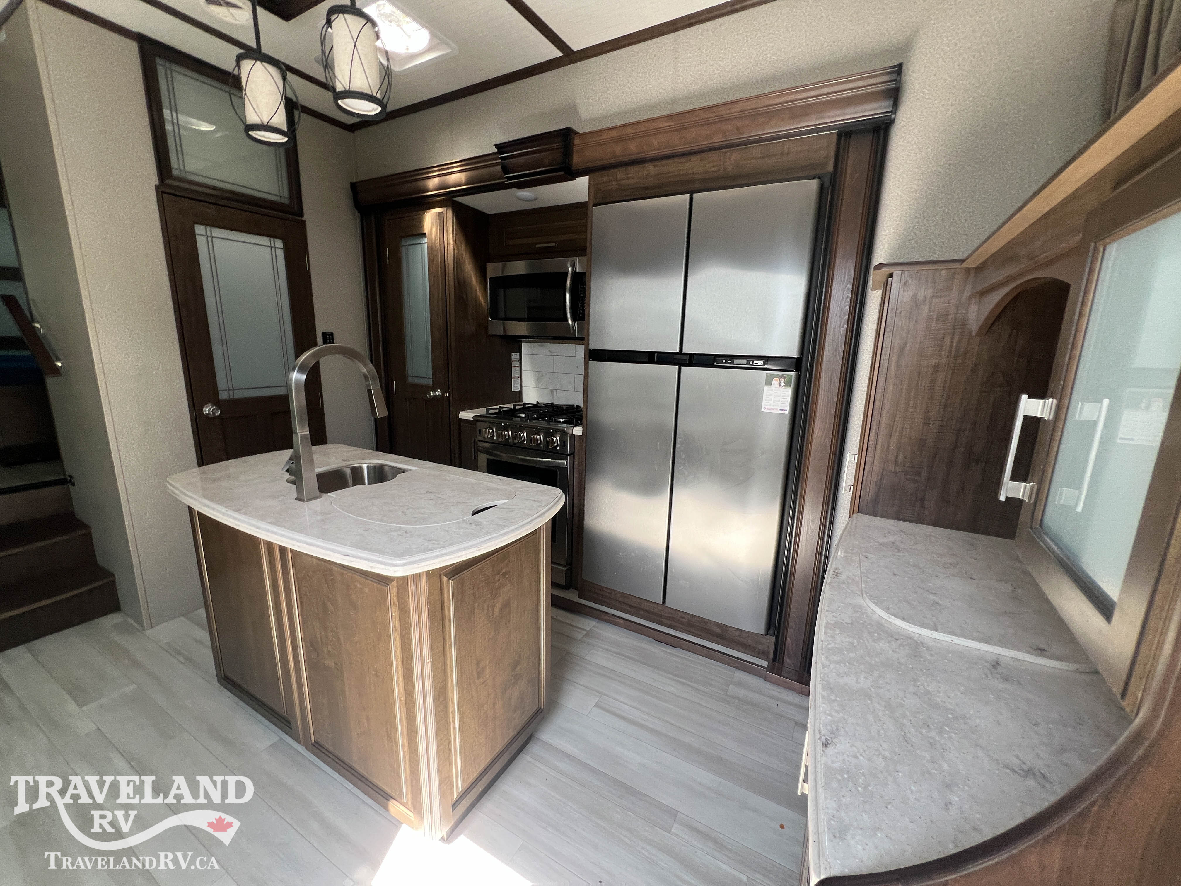2021 Grand Design Solitude 380FL - Image 7