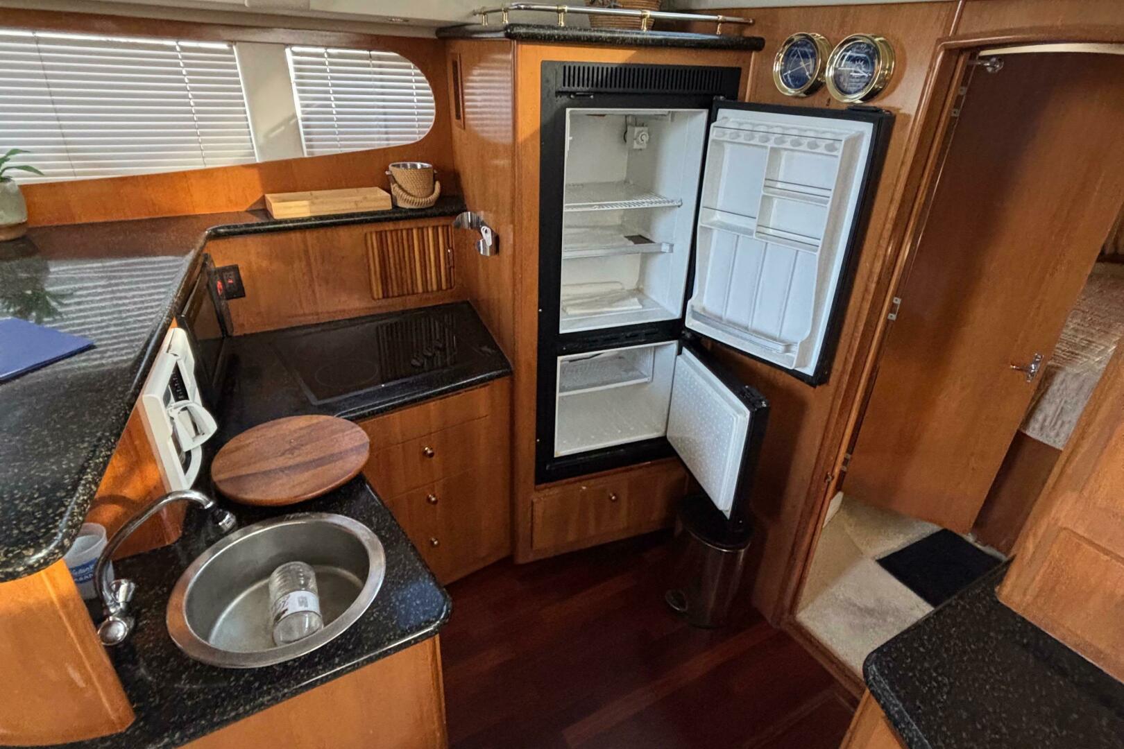 2001 Carver 396 Aft Cabin MY - Image 56