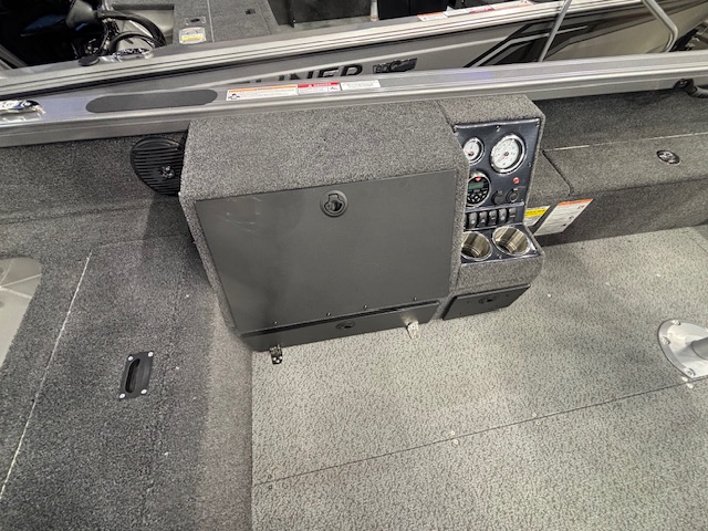 2026 Crestliner 1850 Pro Tiller - Image 6