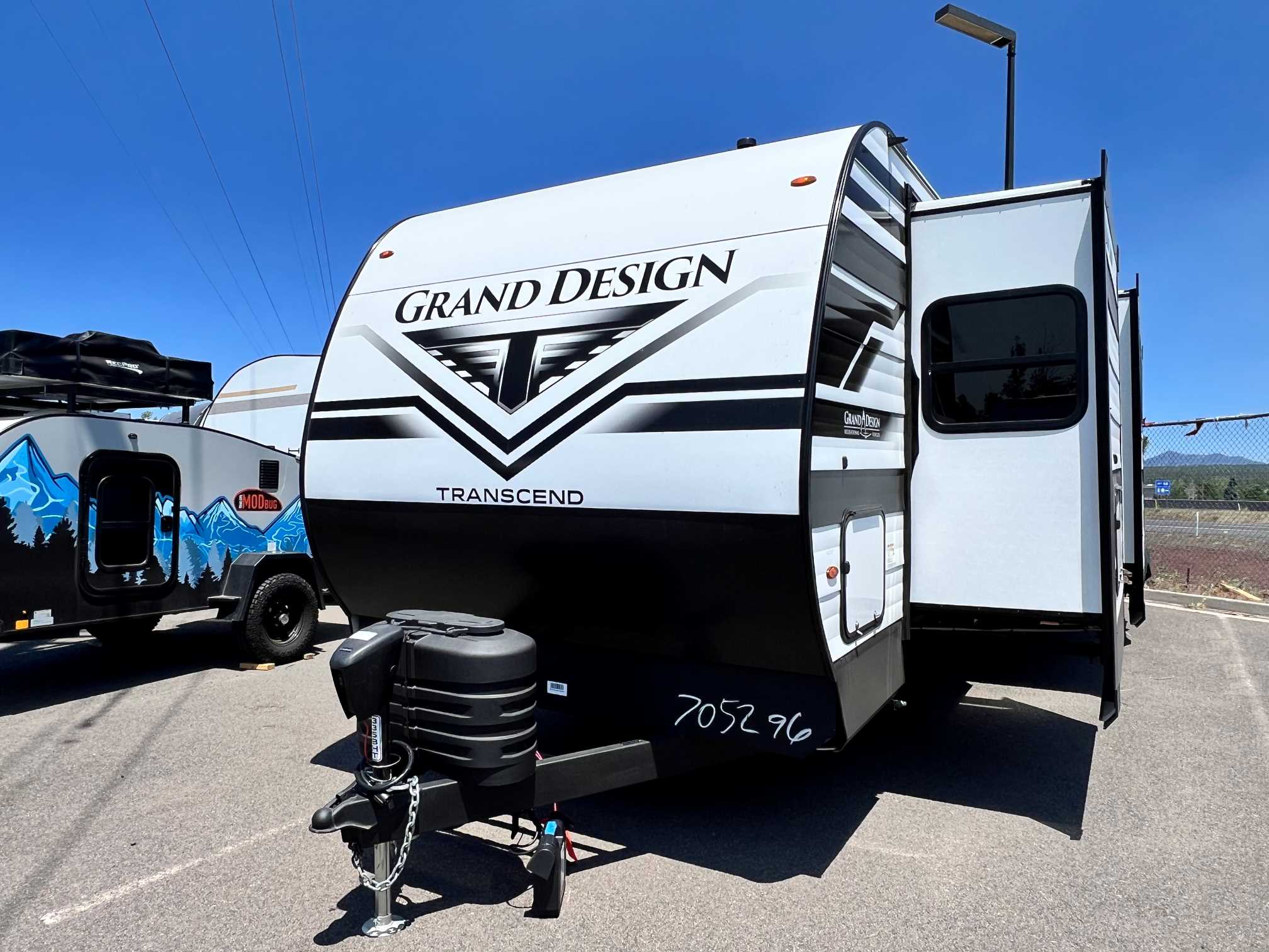2027 Grand Design Transcend 335BHT - Image 3